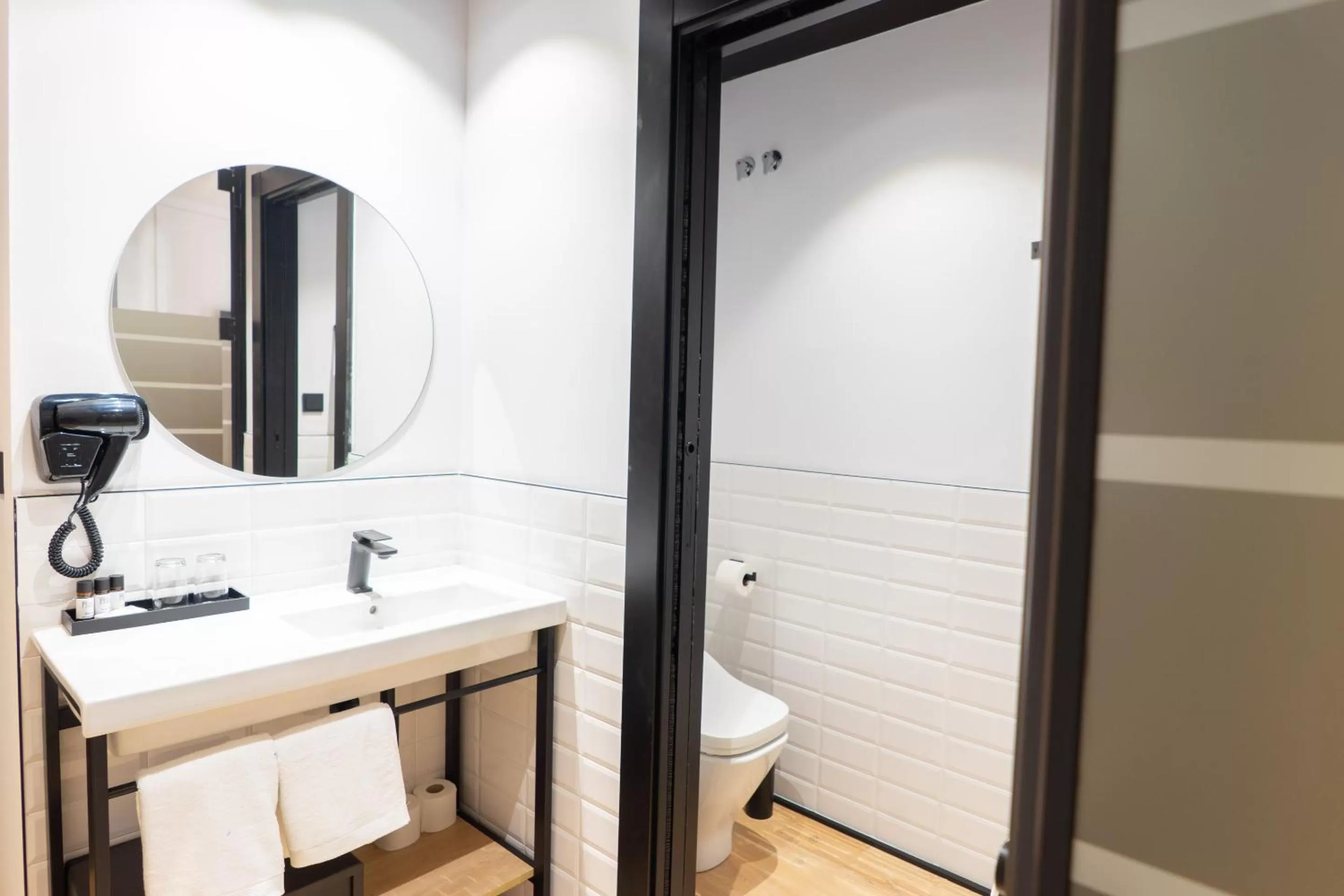 Shower in Hotel Boutique Puerta de las Granadas