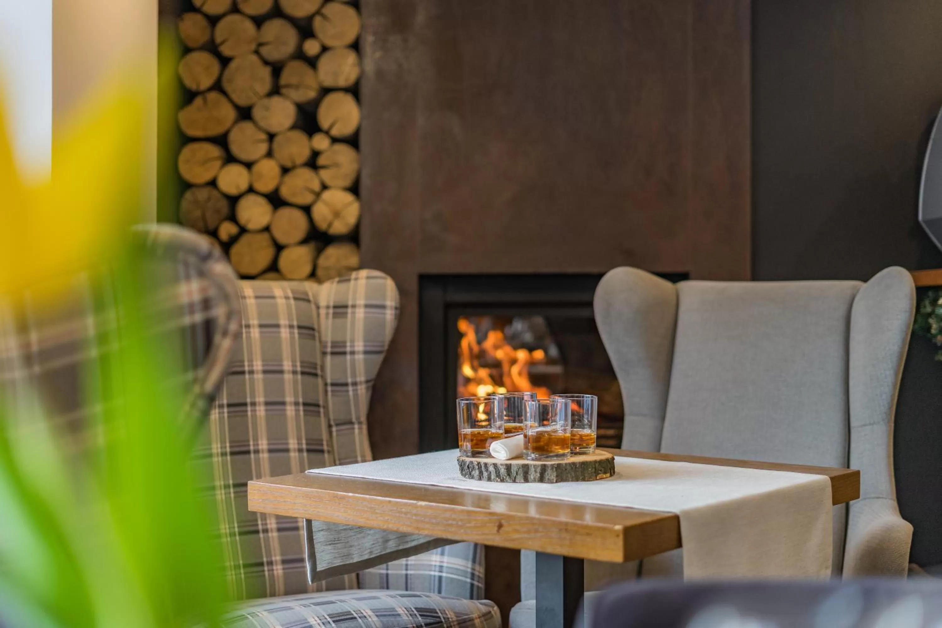 Restaurant/places to eat in Hotel Batory