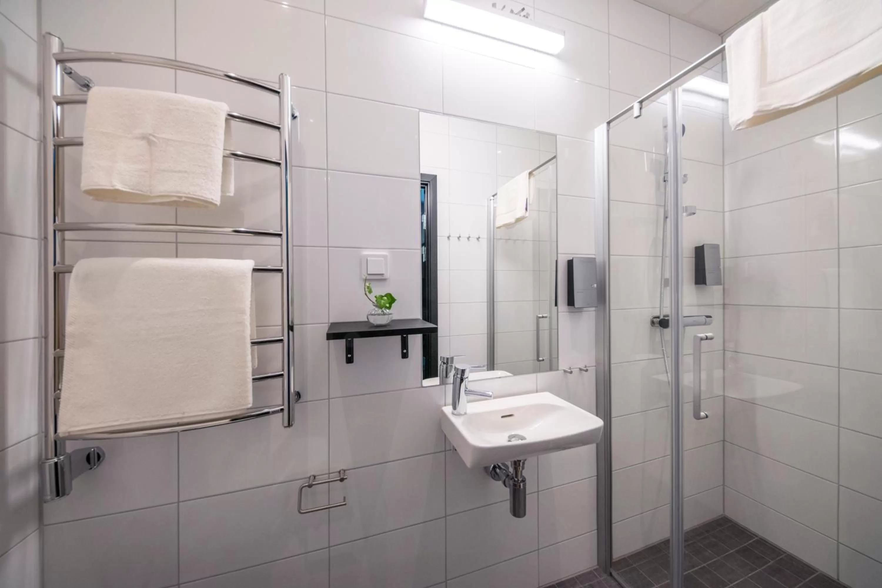 Shower in Staykvick Boutique Hostel