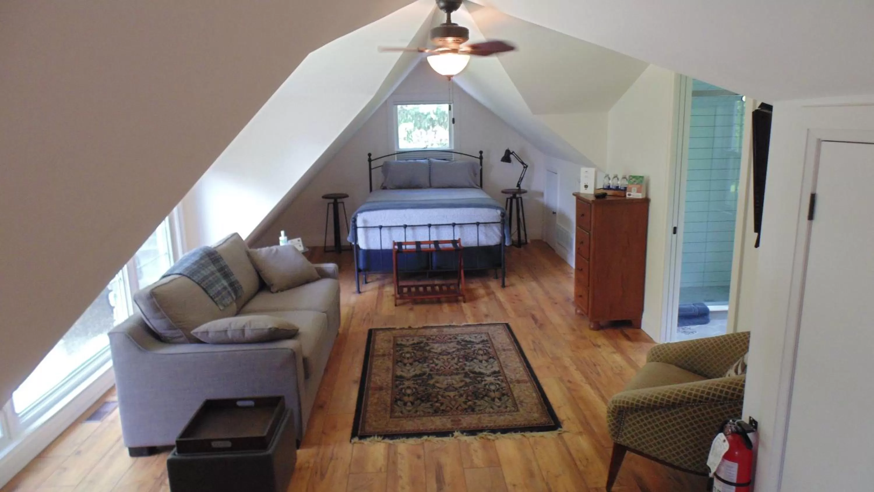 Carriage House On Kent