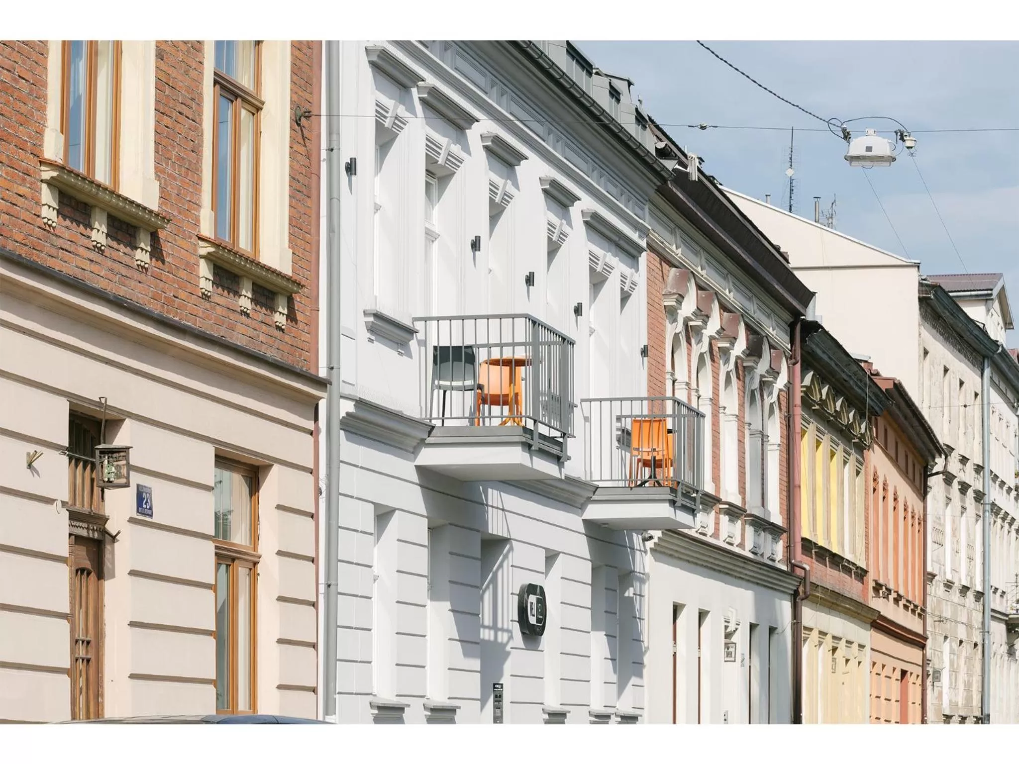 Facade/entrance in Well Well Aparthotel