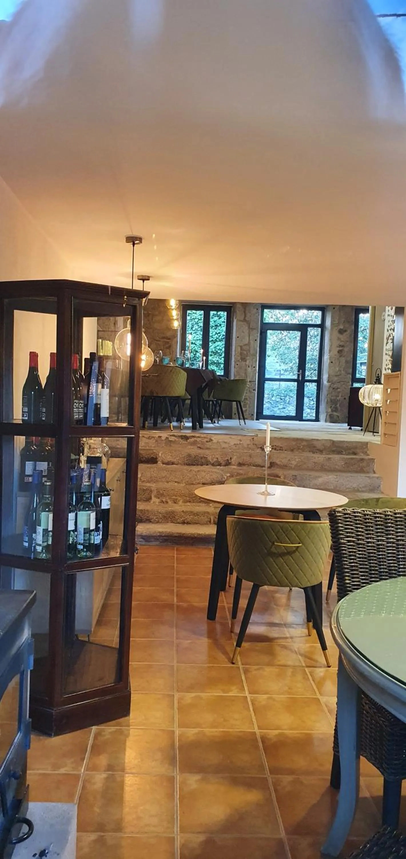 Restaurant/places to eat in Ecocasa Lema II