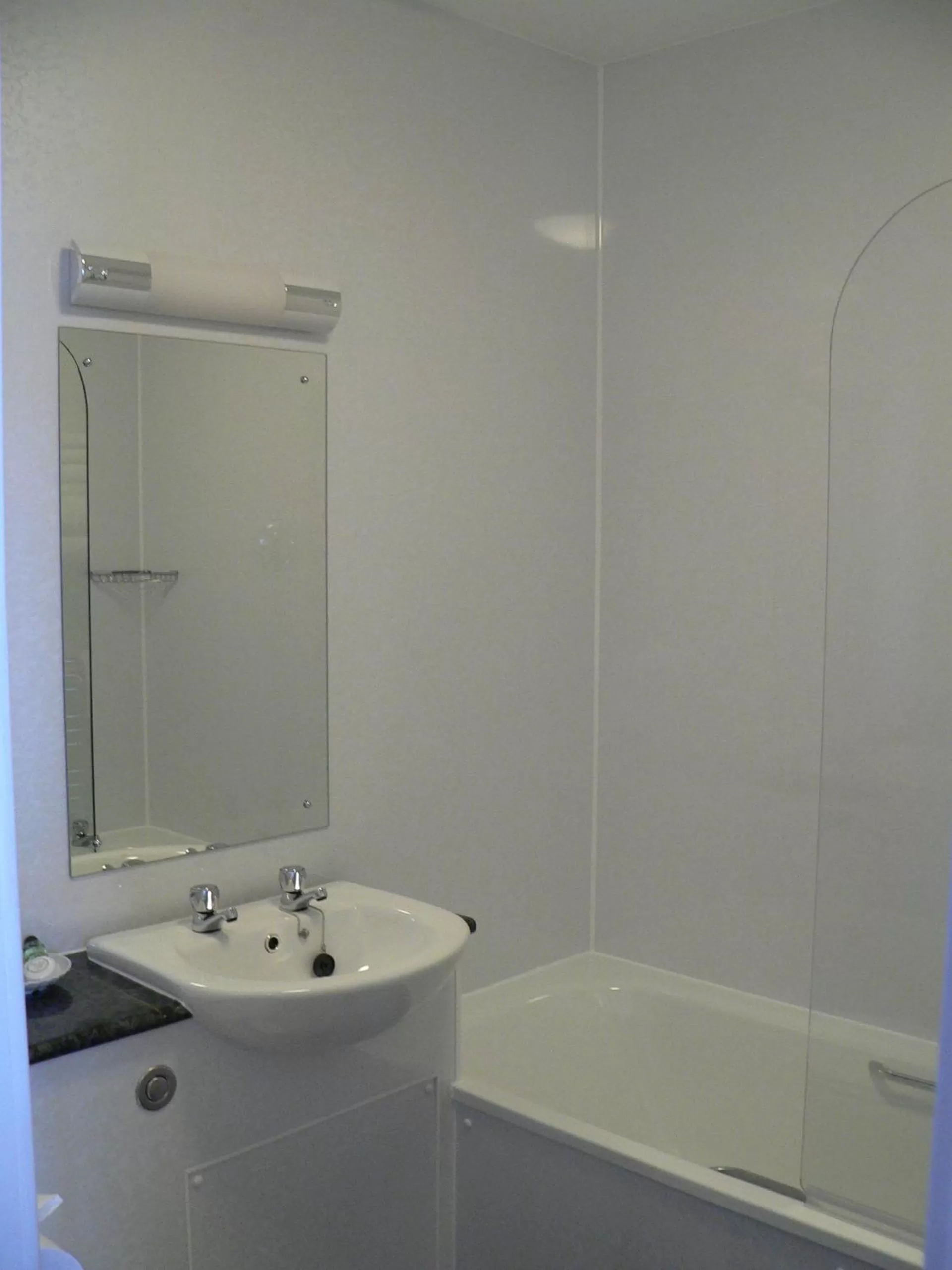 Bathroom in Ayre Hotel & Ayre Apartments