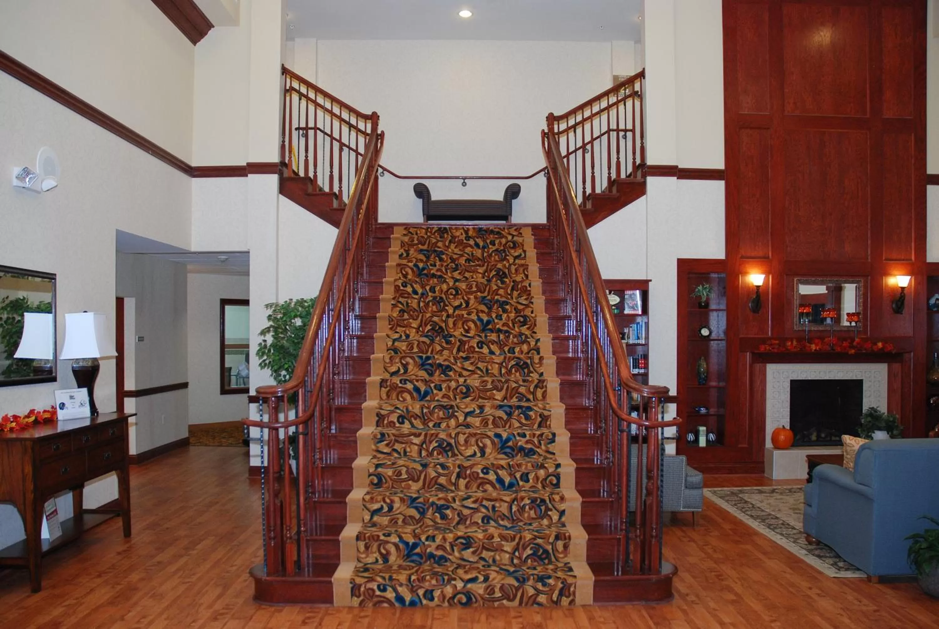 Lobby or reception in Country Inn & Suites by Radisson, Lexington Park (Patuxent River Naval Air Station), MD