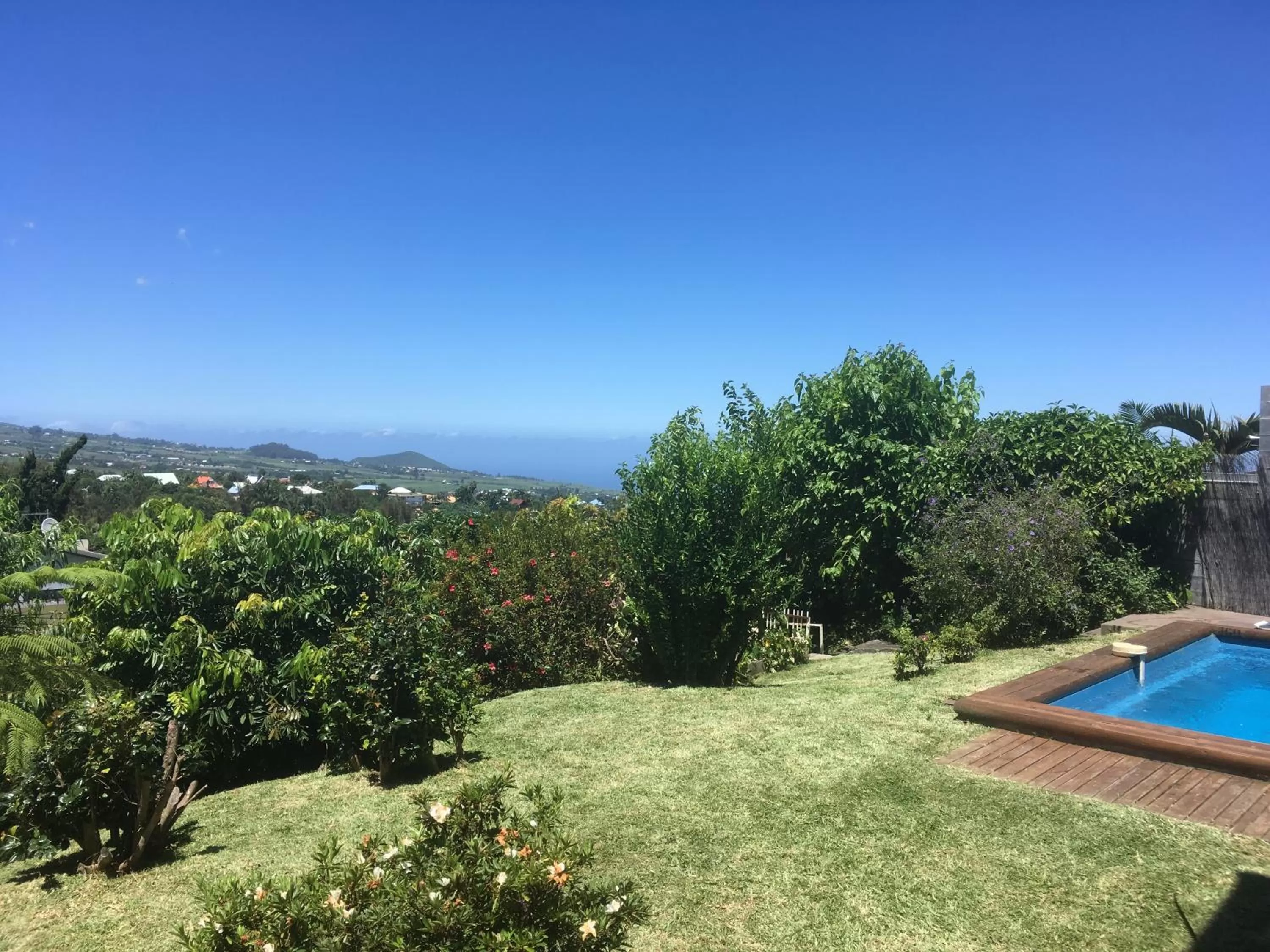 Pool view in Caloupilé