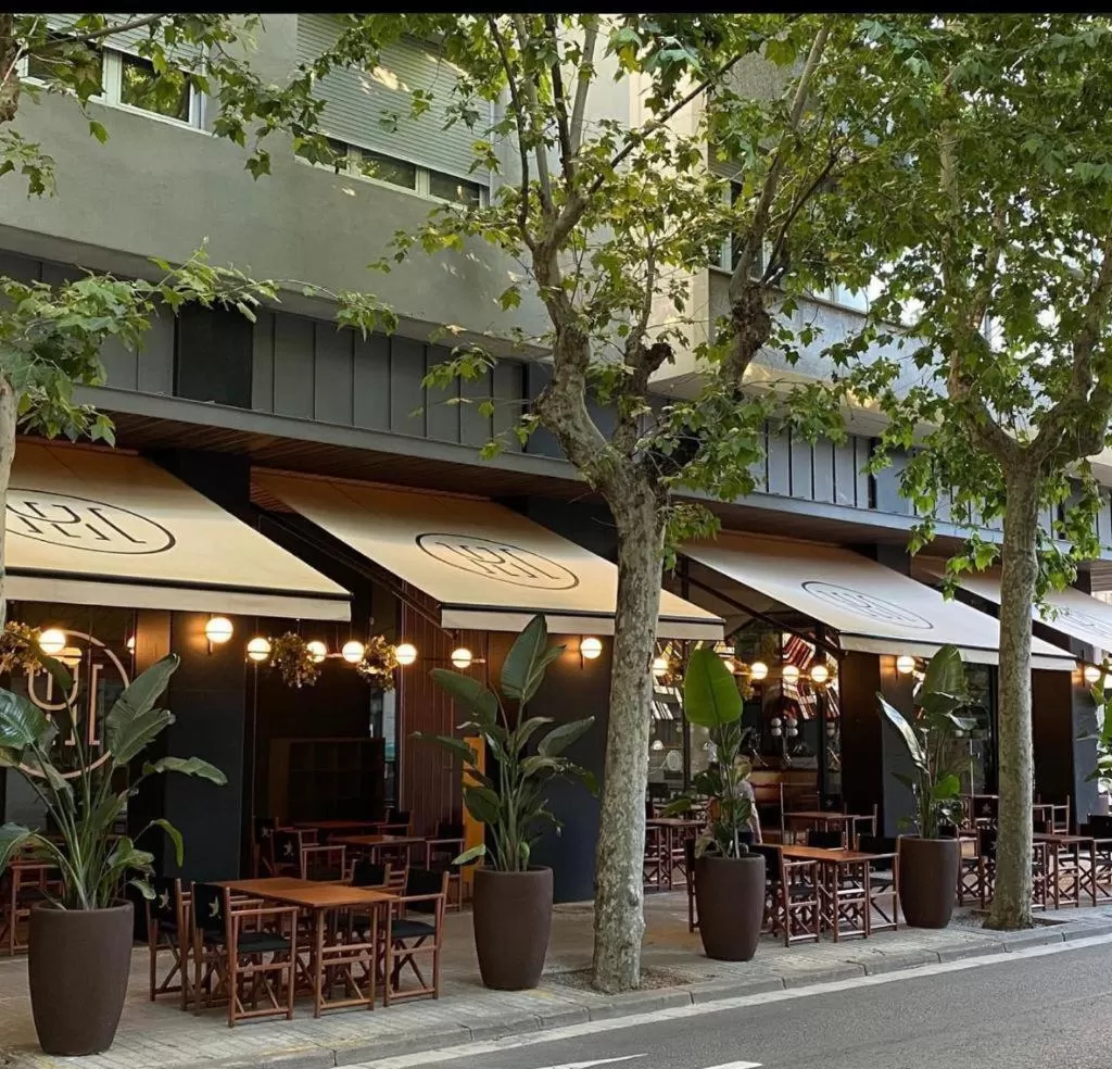 Property building in Hotel Urpí