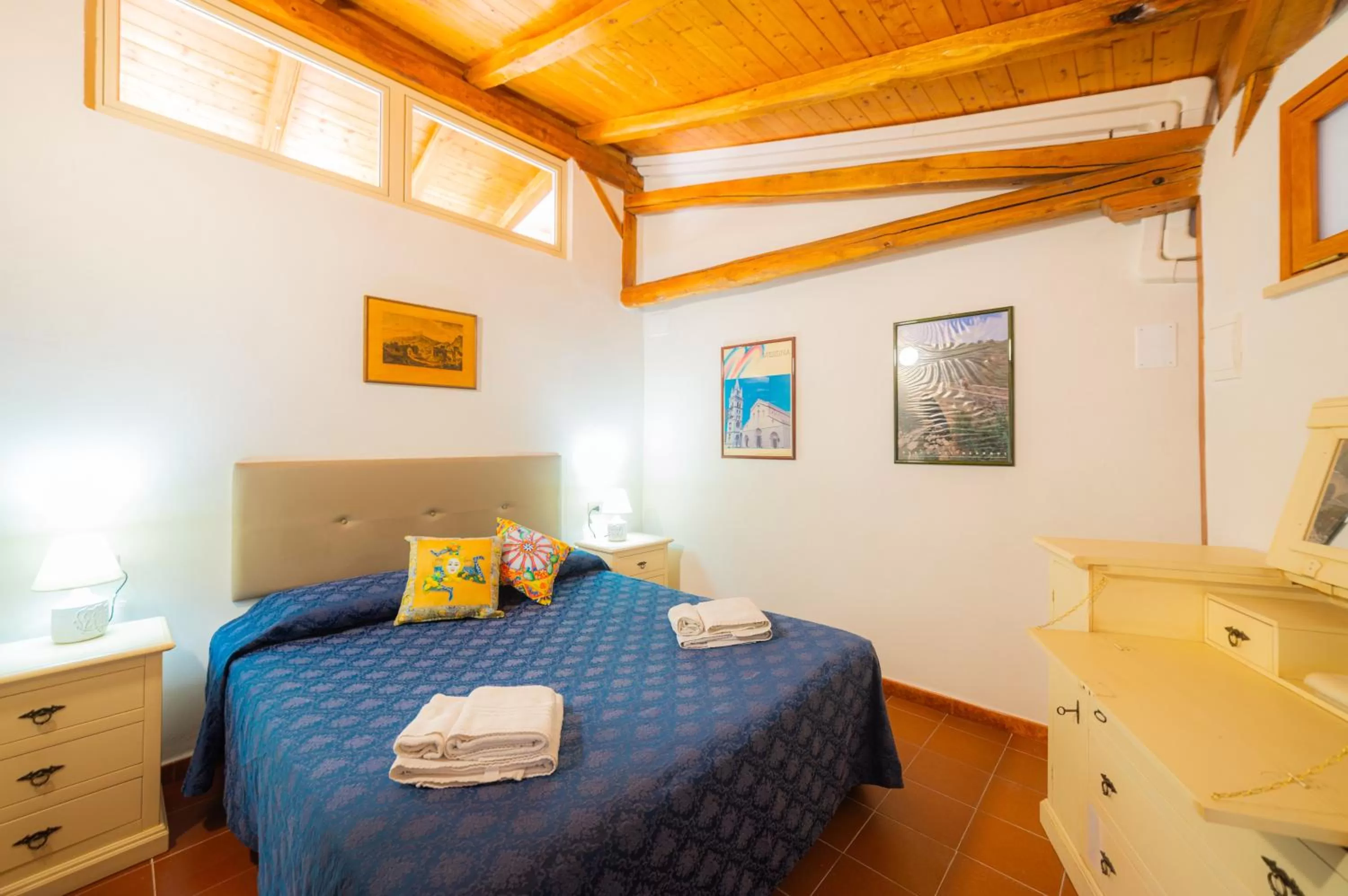 Photo of the whole room, Bed in ToviMar Apartments