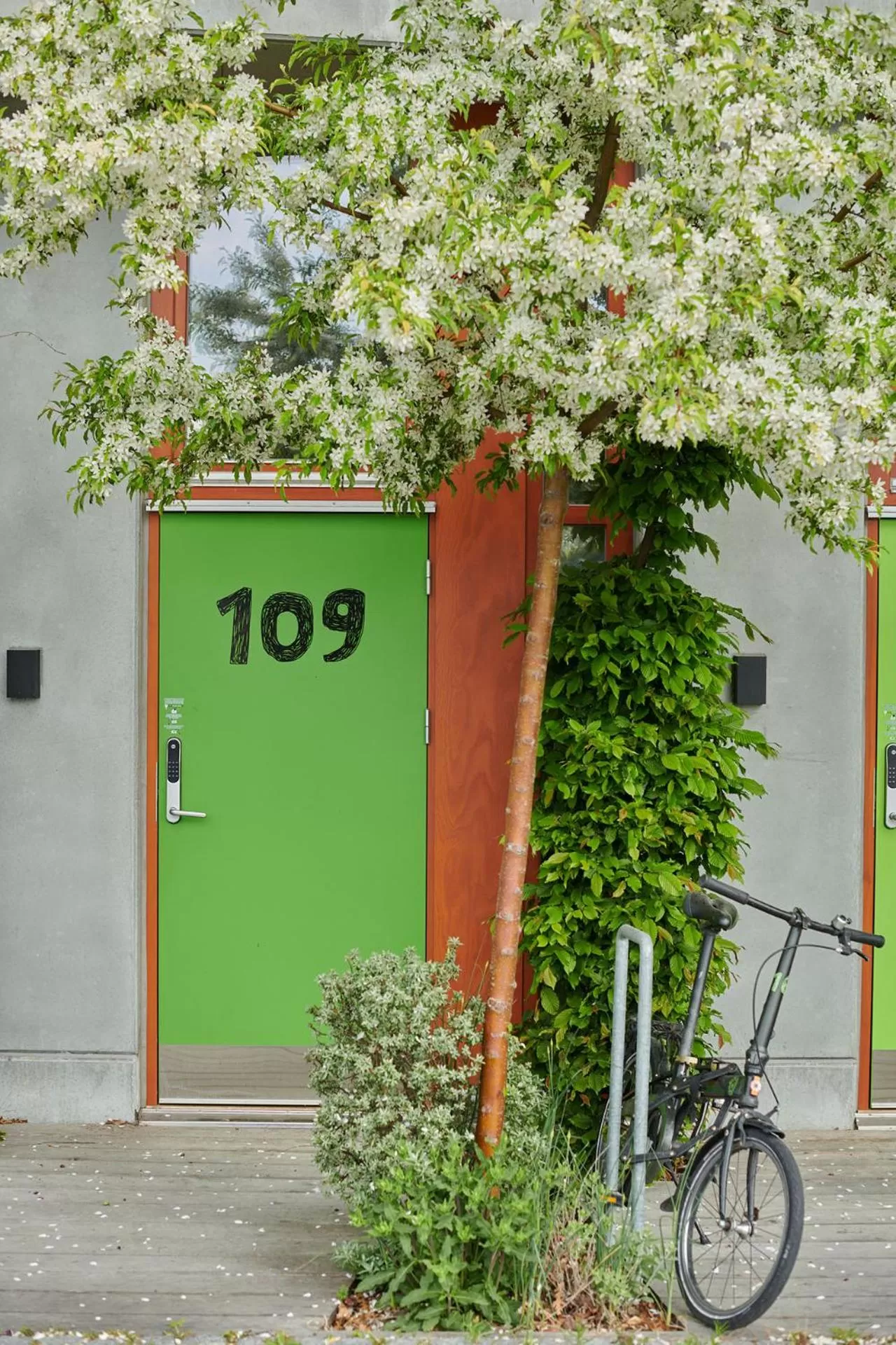 Facade/entrance in Ohboy Hotell