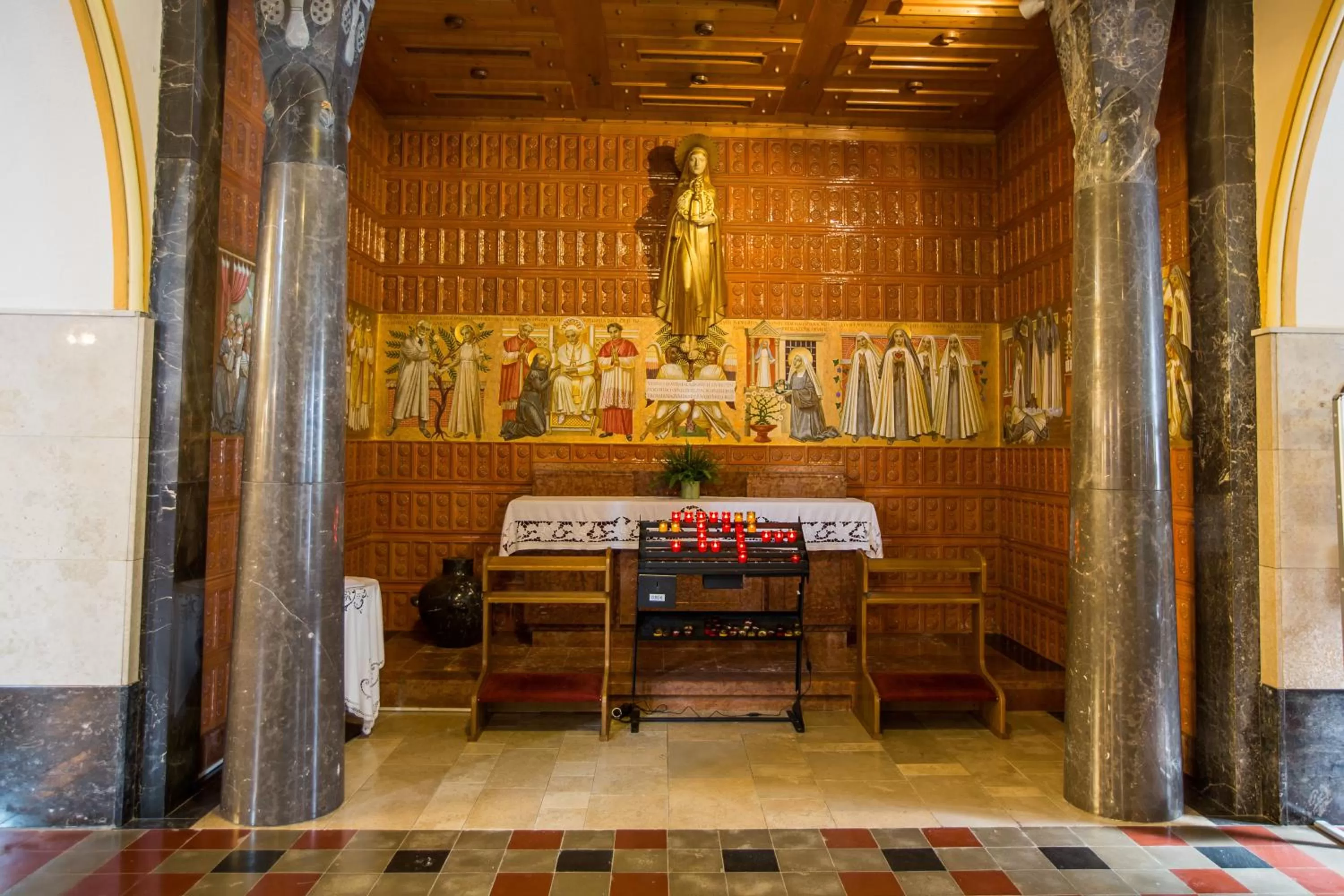 Nearby landmark in Old Parish House