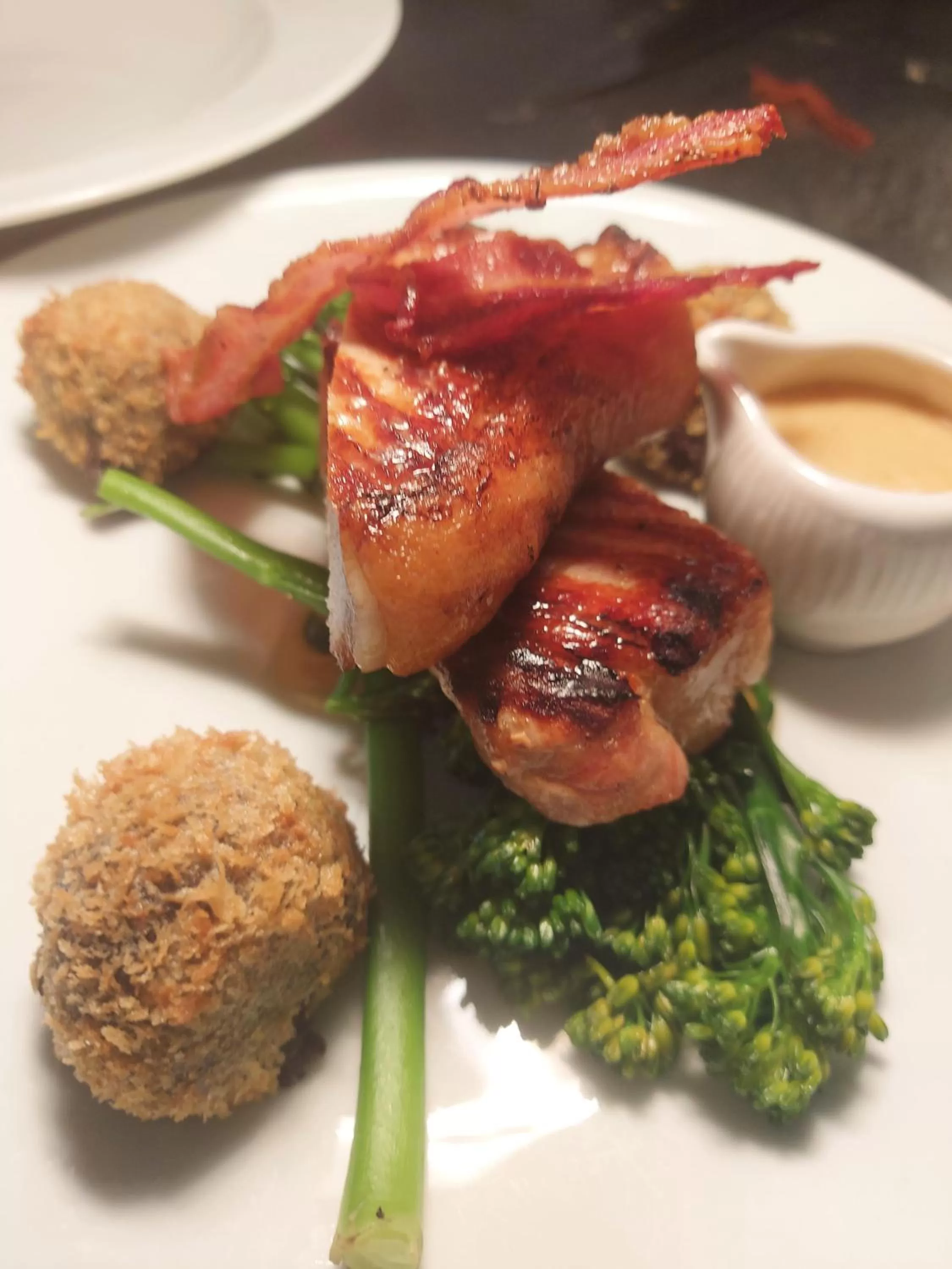 Food and drinks in The Blue Bell Pub and Rooms