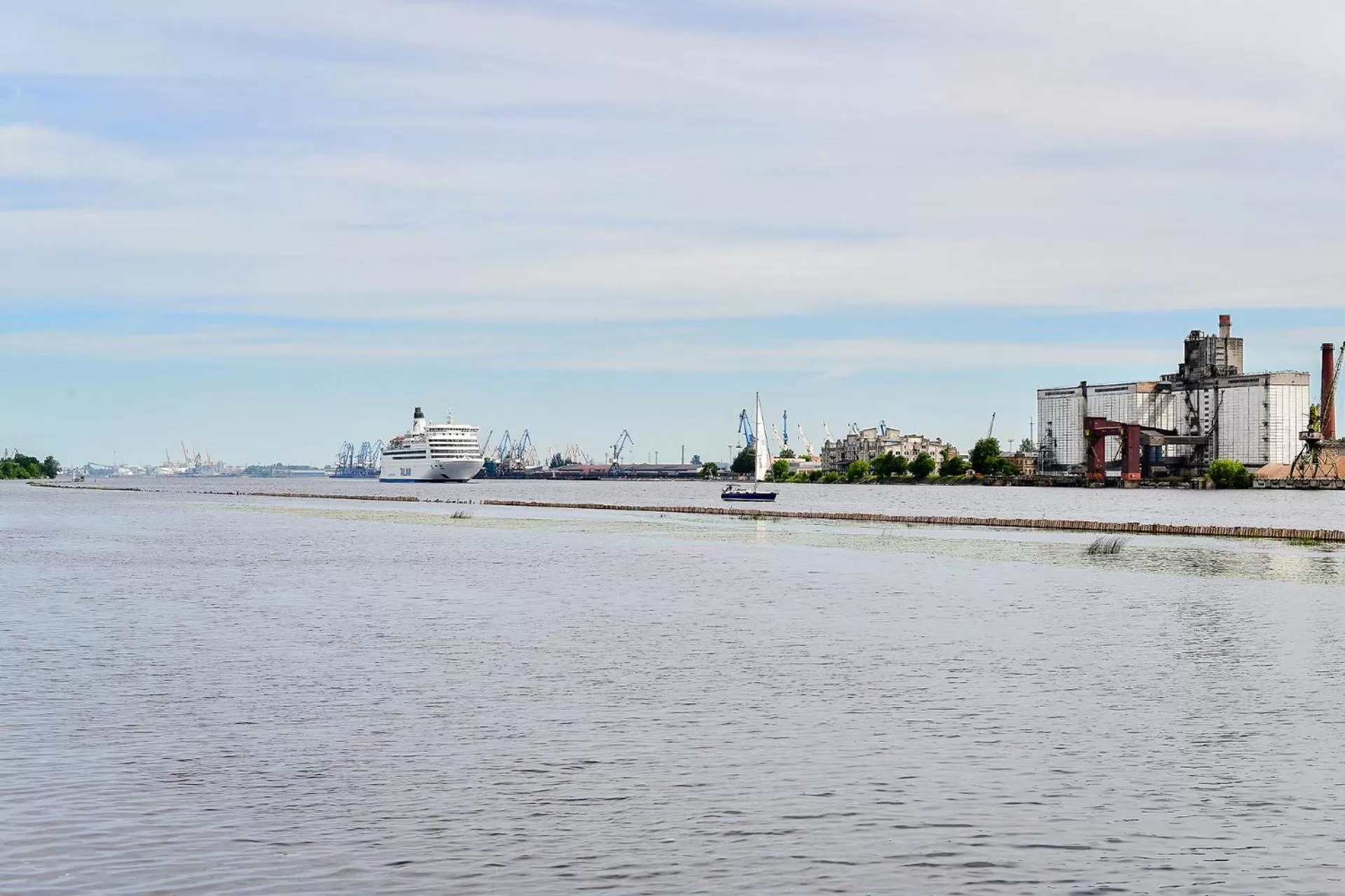 River view in Superior Hotel Vantis Riverside