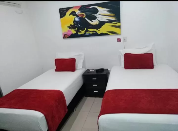 Bedroom, Bed in Hotel Cafe Plaza