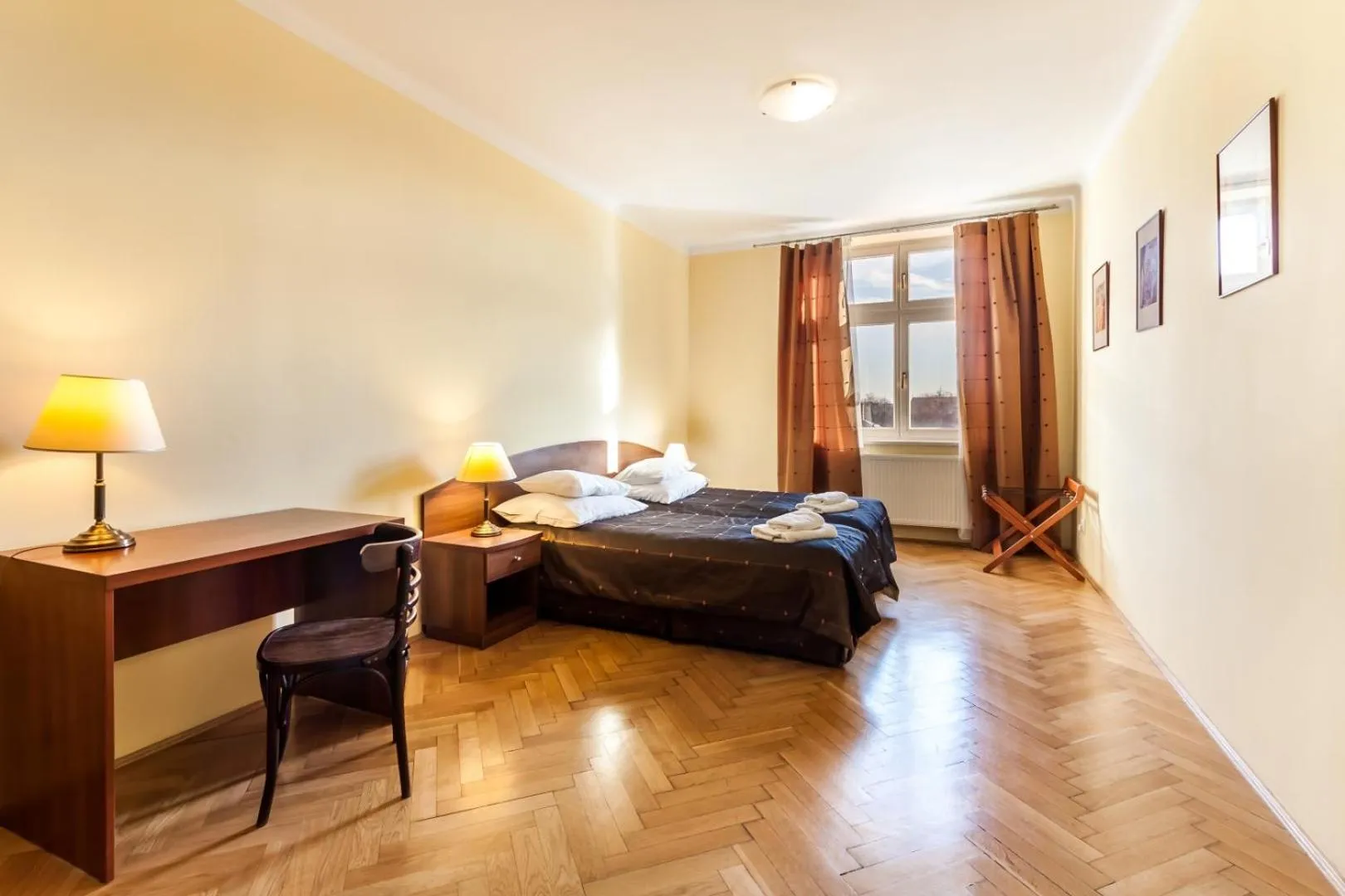 Bed in P&J Apartments Floriańska