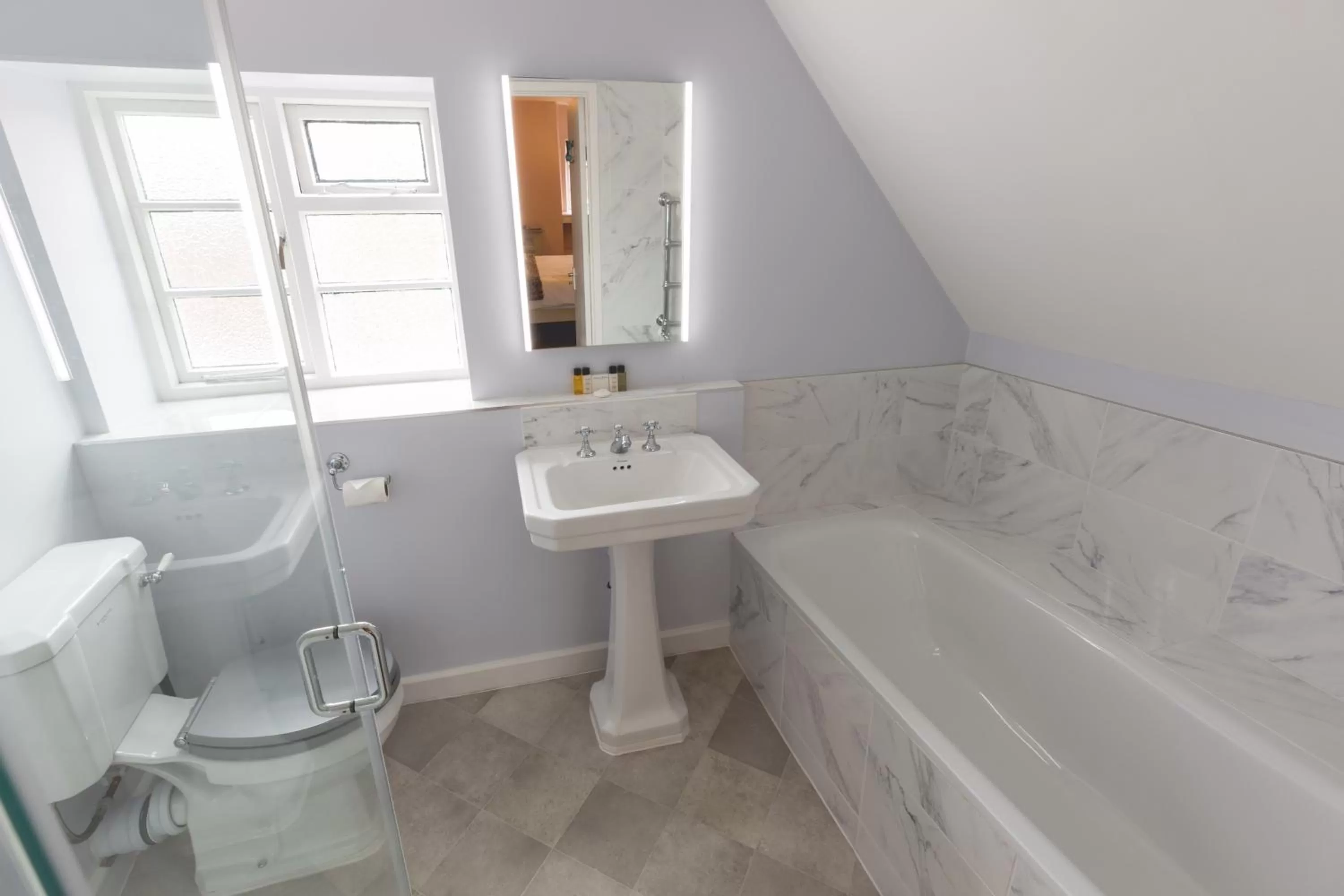 Shower in The Old Vicarage Hotel & Restaurant