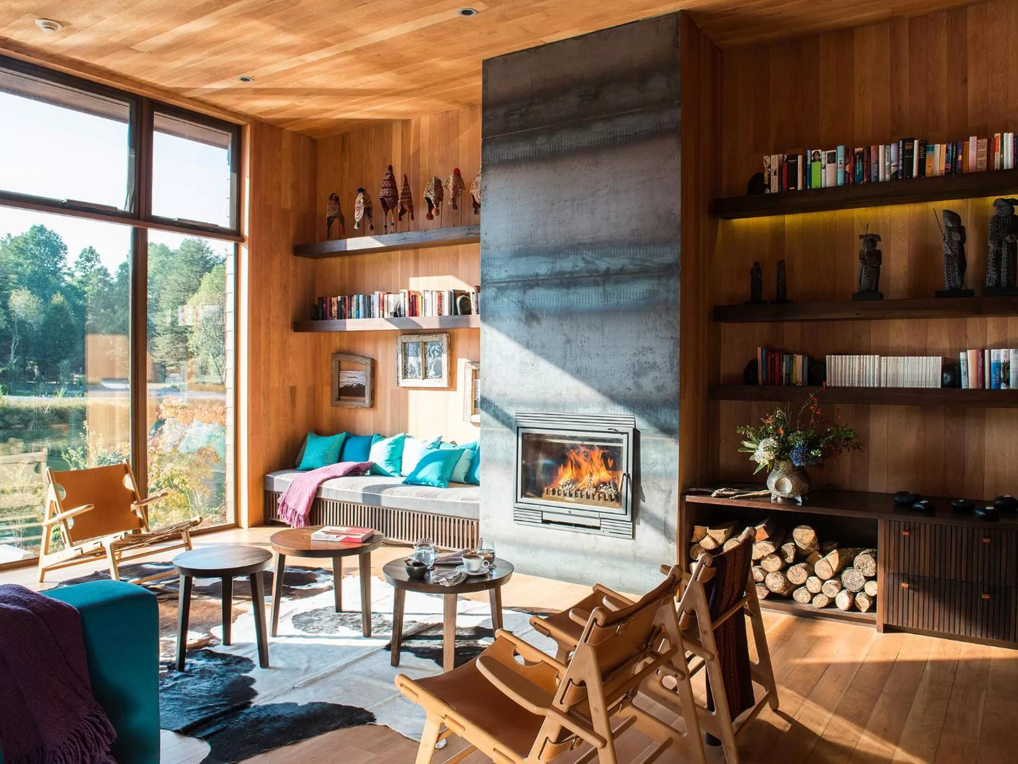 Library in andBeyond Vira Vira