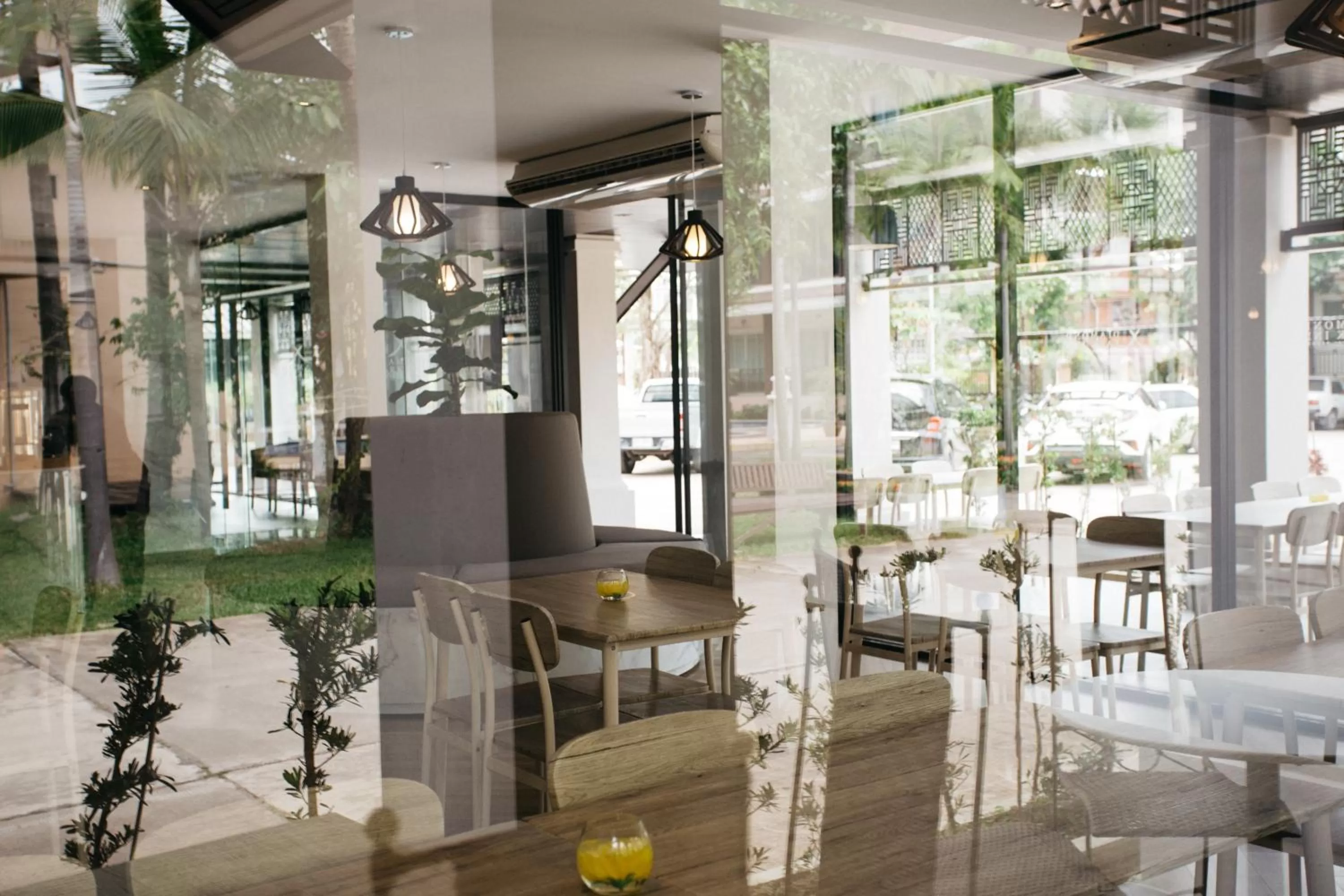 Restaurant/places to eat in Diamond Park Inn Chiangrai & Resort