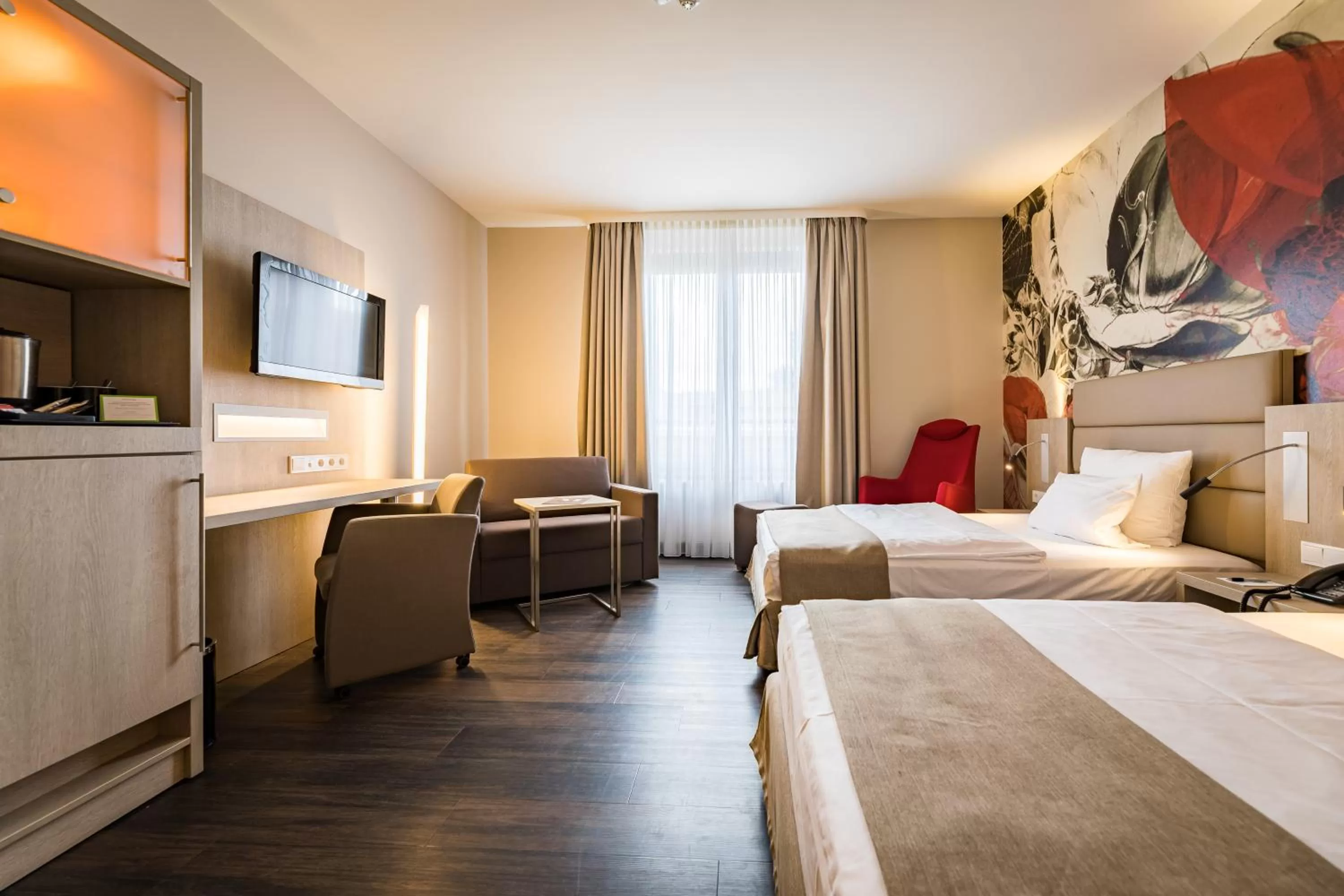 room service, Bed in First Inn Hotel Zwickau