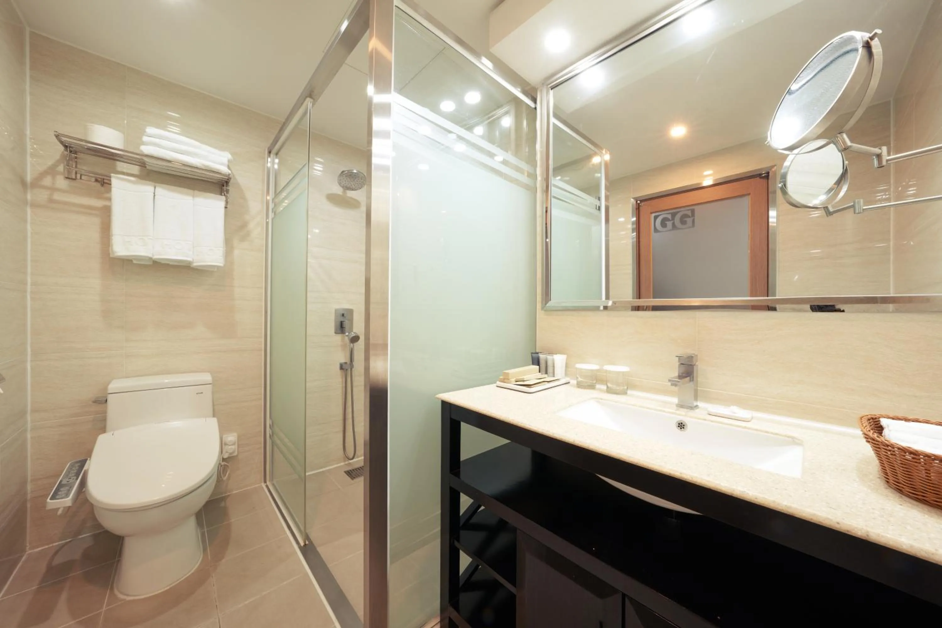 Gyeongju GG Tourist Hotel