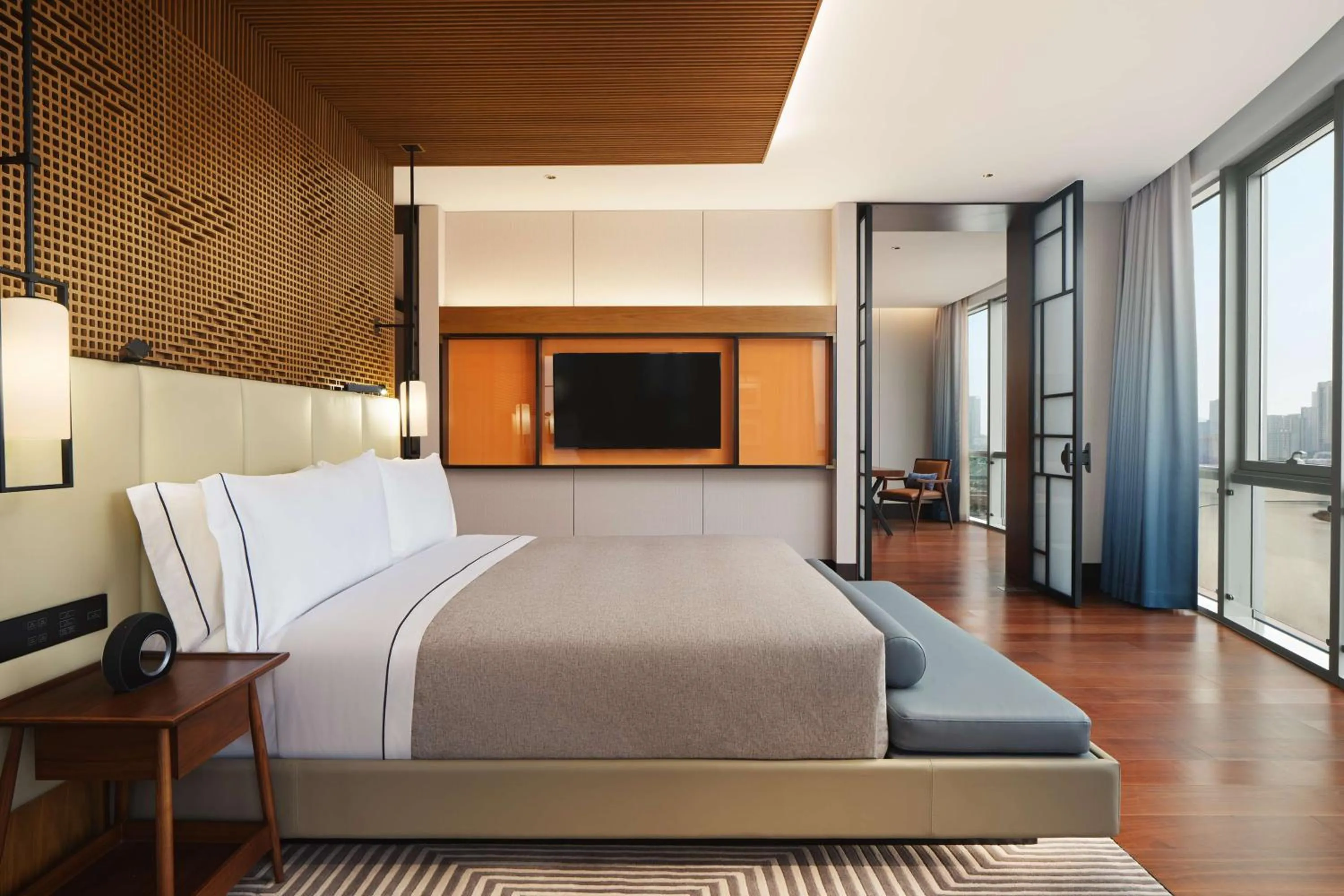 Bed in Canopy By Hilton Hangzhou Jinsha Lake