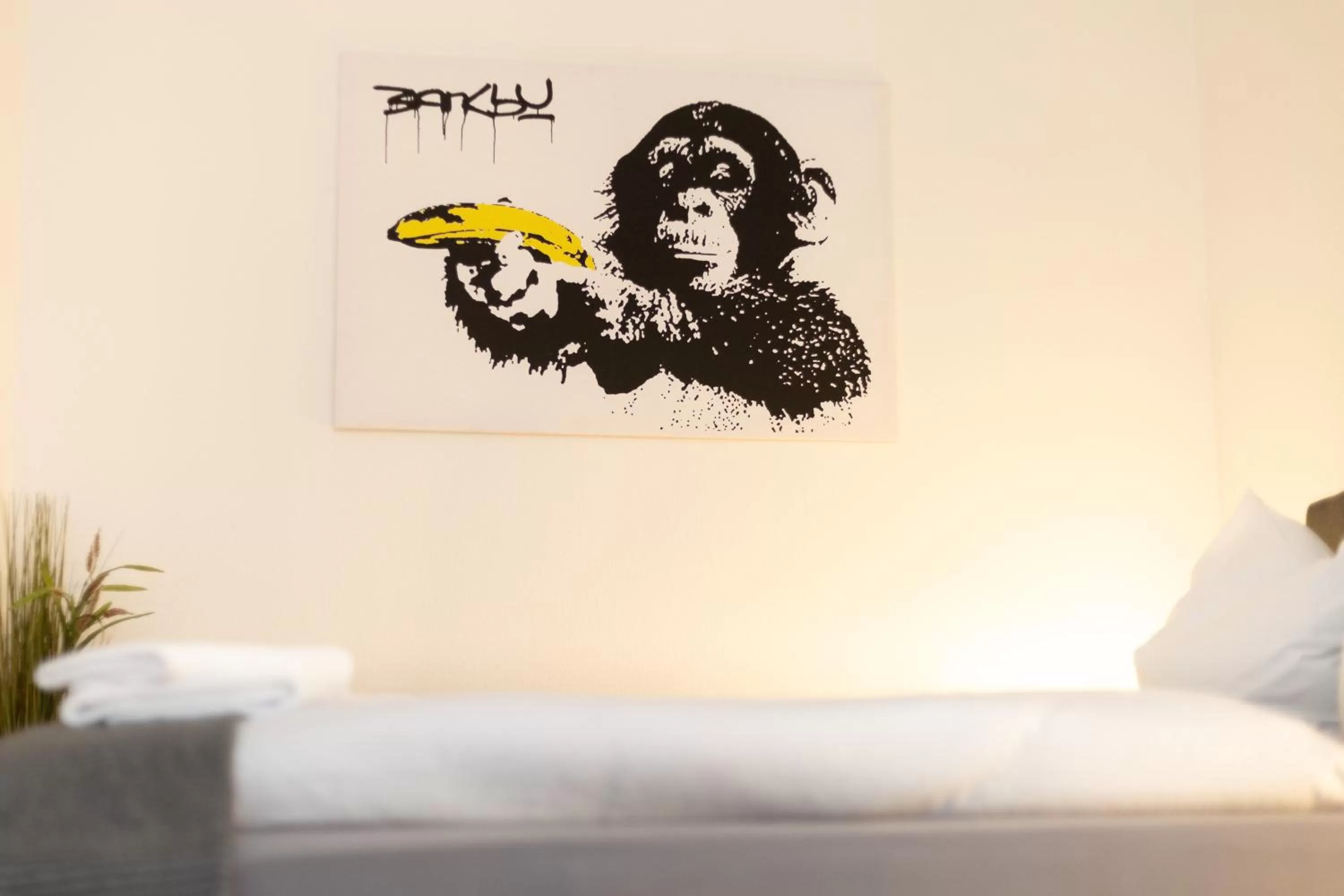 Bedroom, Bed in Apartments an der Oper - Innenstadt - Zentral - Küche - Wifi - Powered by Ko-Living