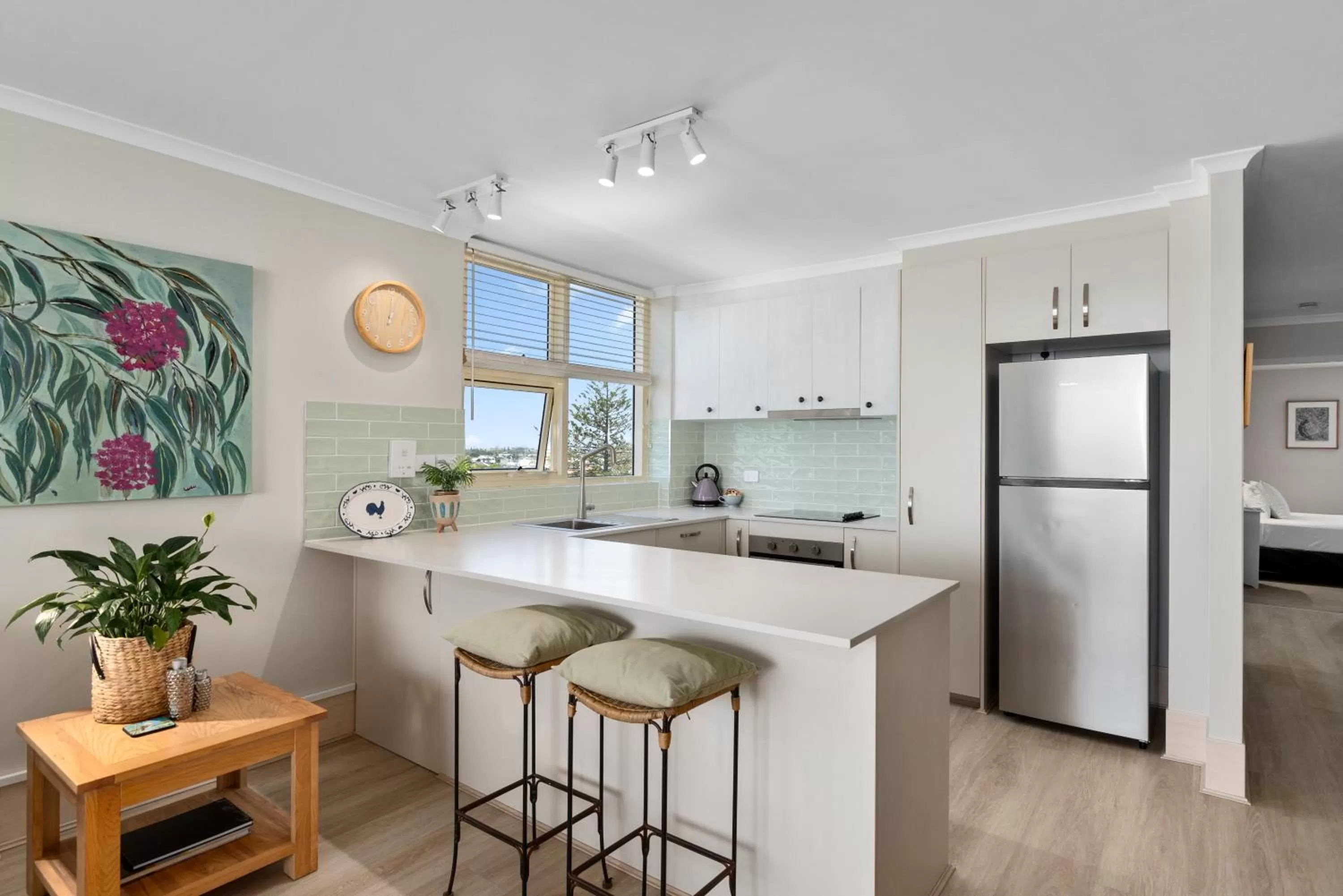 Kitchen or kitchenette in 84 The Spit Holiday Apartments