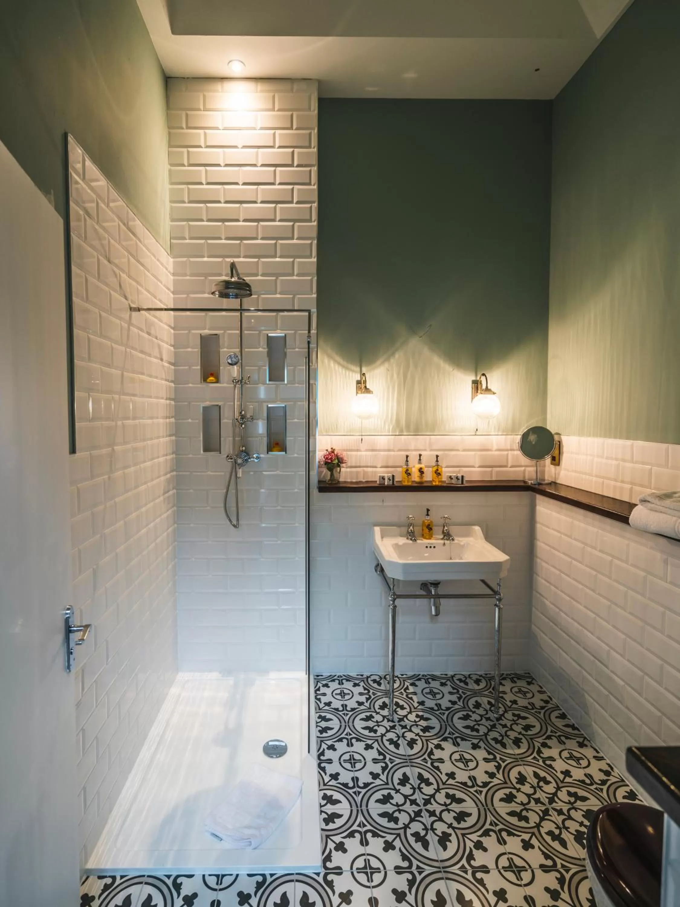 Shower, Bathroom in The Courthouse