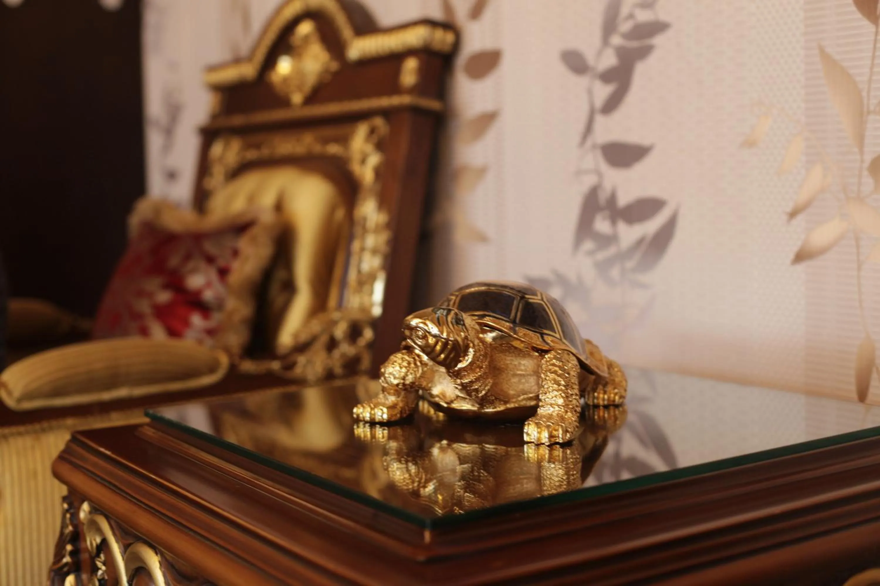 Decorative detail in Marmaray Hotel