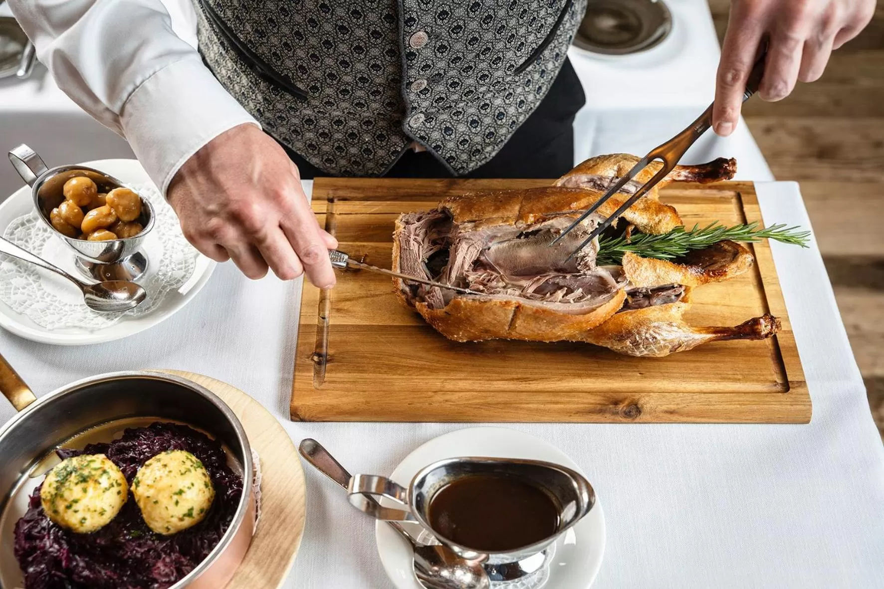 Restaurant/places to eat in Hotel Tannbergerhof im Zentrum von Lech