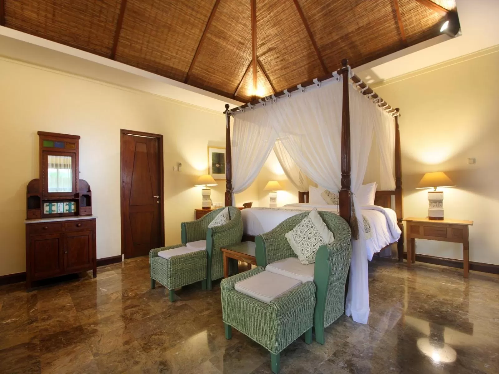 Bedroom, Bed in AlamKulkul Boutique Resort