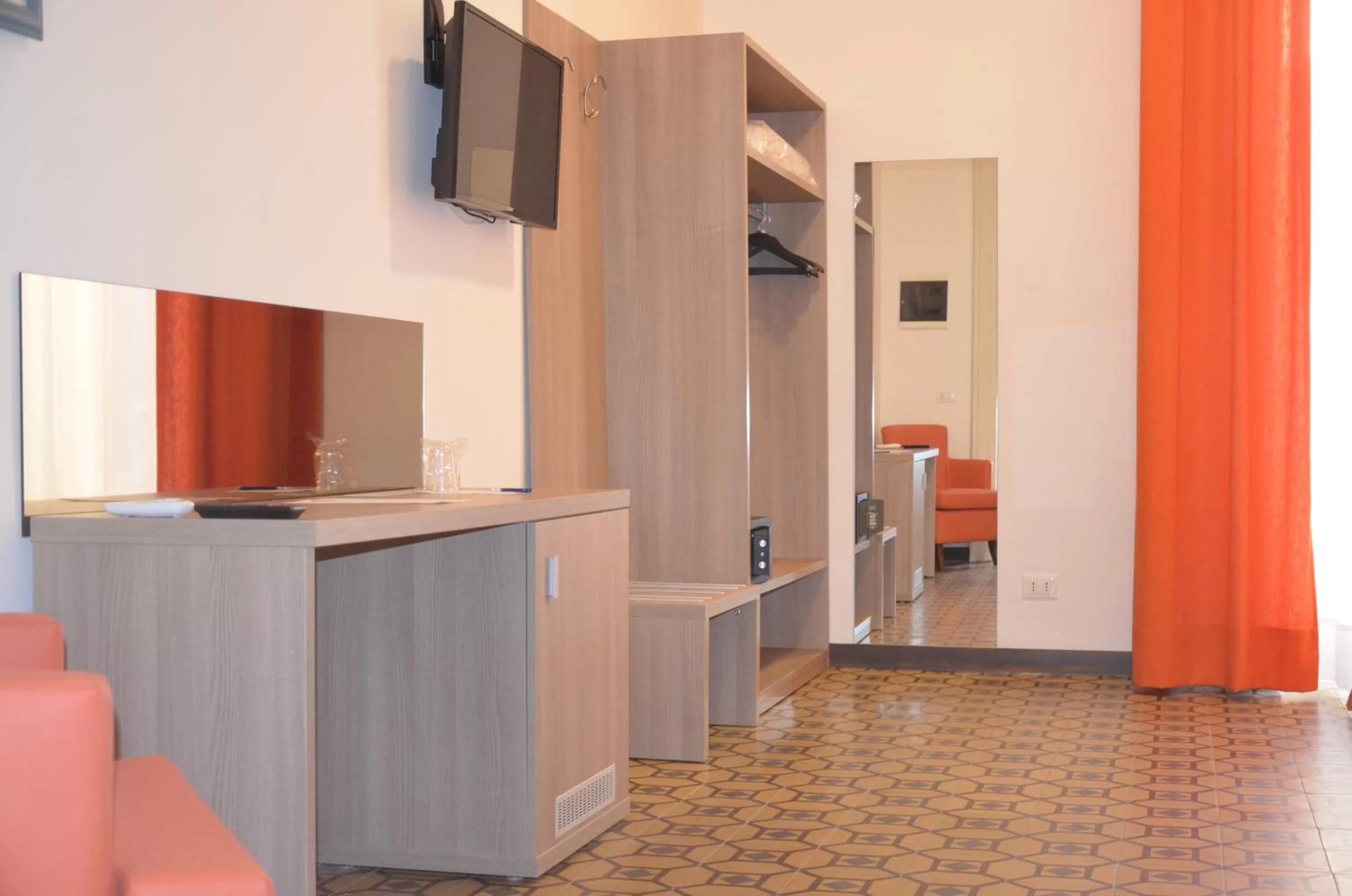 TV and multimedia in Moonlight Hotel&Suites