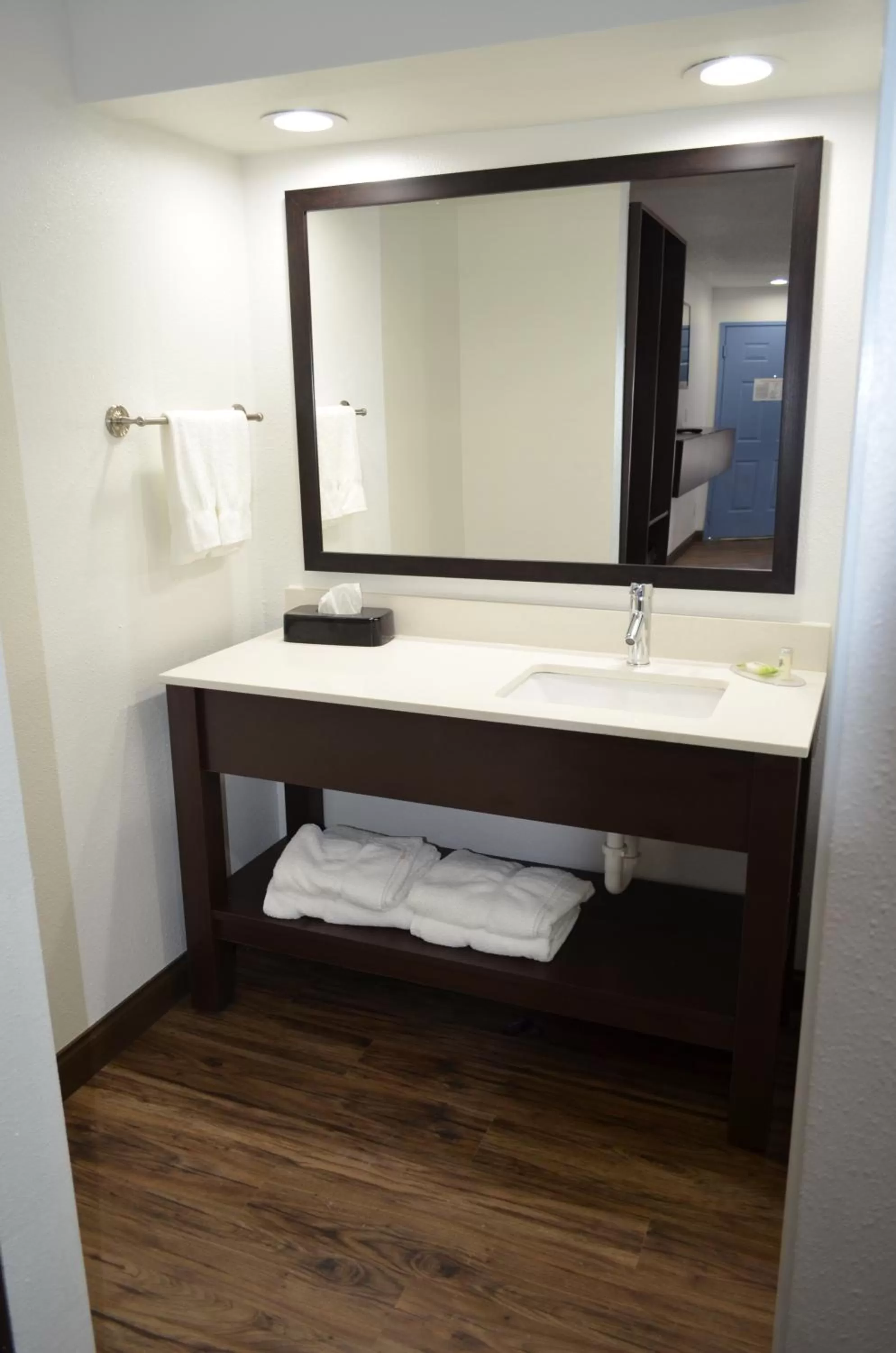 Bedroom in Athena Inn Chattanooga