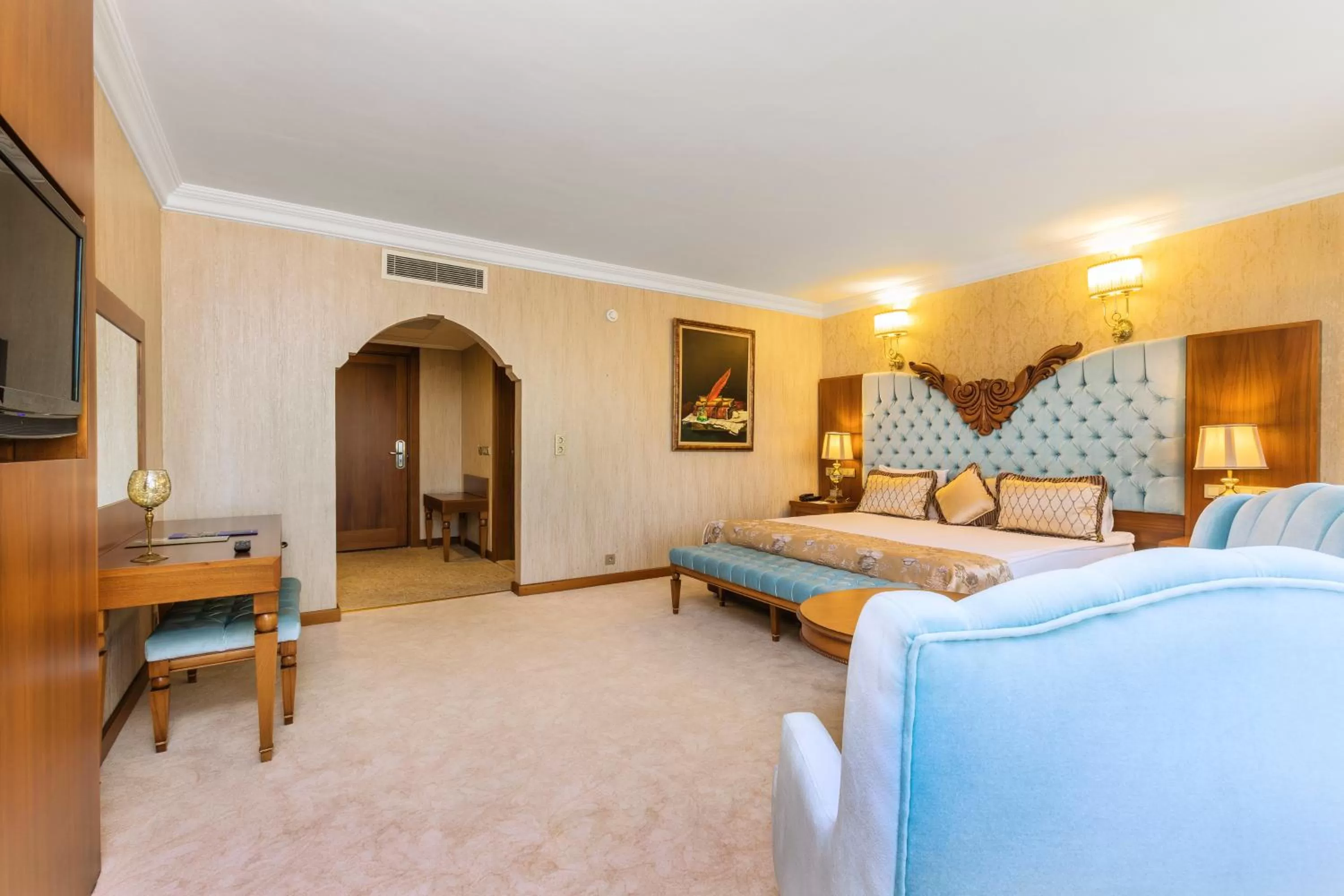 Photo of the whole room in Kumburgaz Marin Princess Hotel