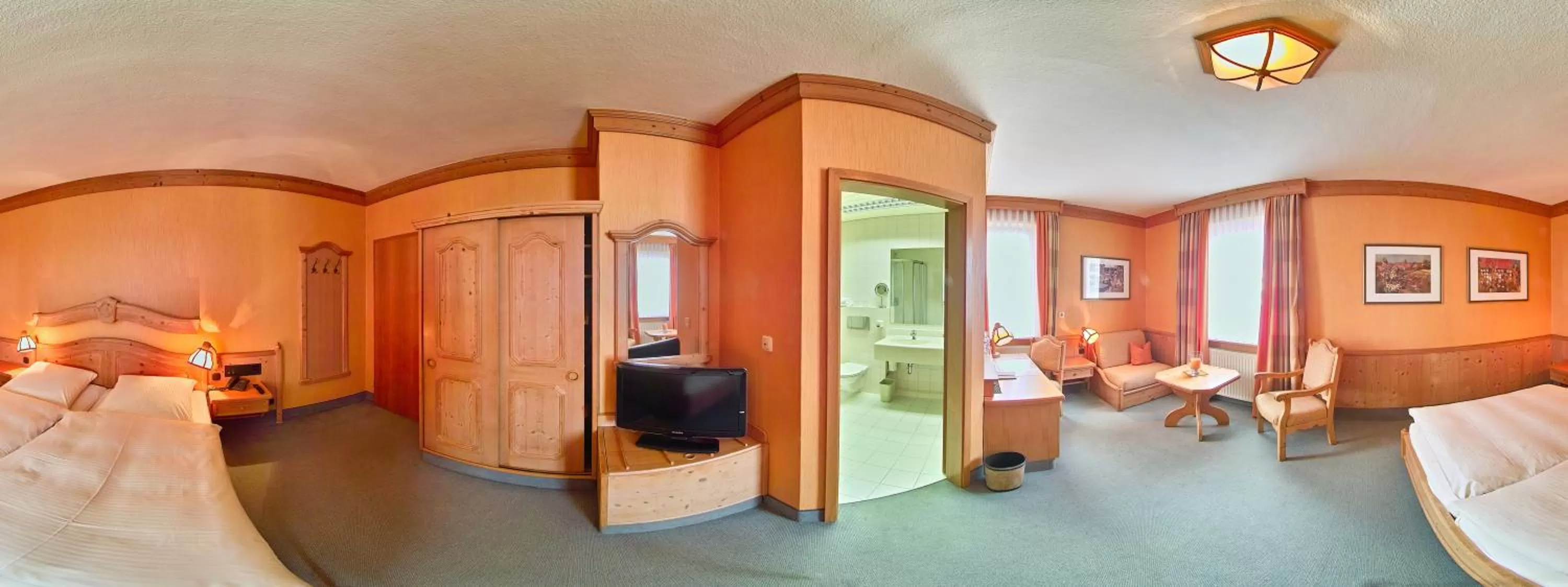 Photo of the whole room, Bed in Hotel Falter