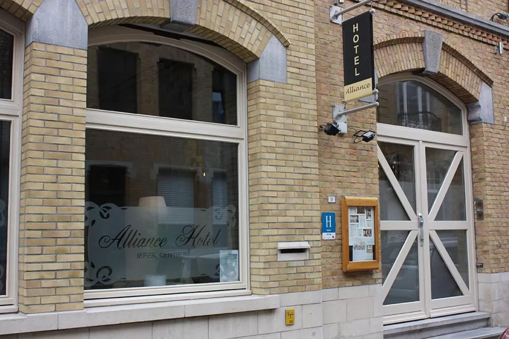 Facade/entrance in Alliance Hotel Ieper Centrum