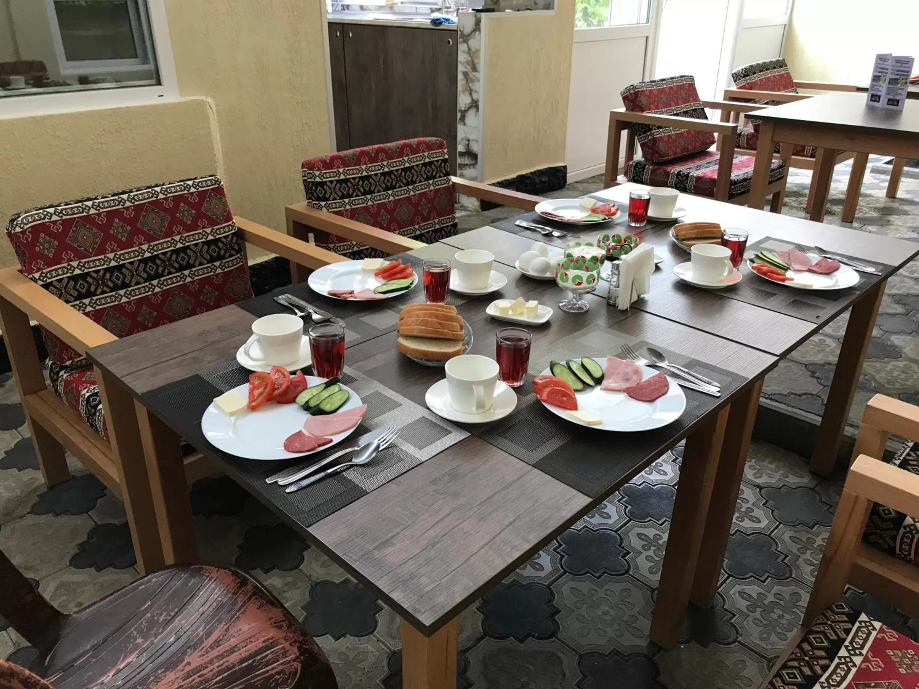 Breakfast in Paradise Hotel