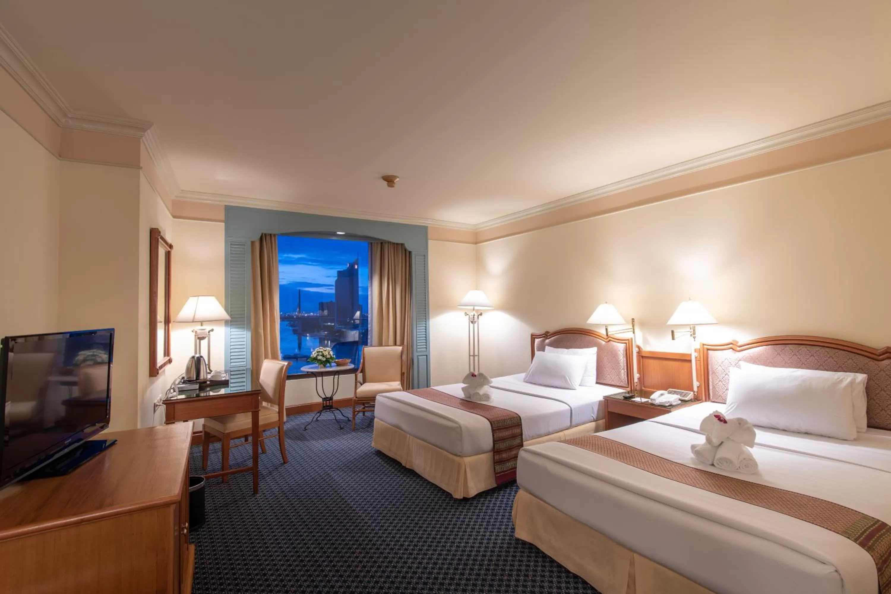 Superior Double or Twin Room in Montien Riverside Hotel Bangkok