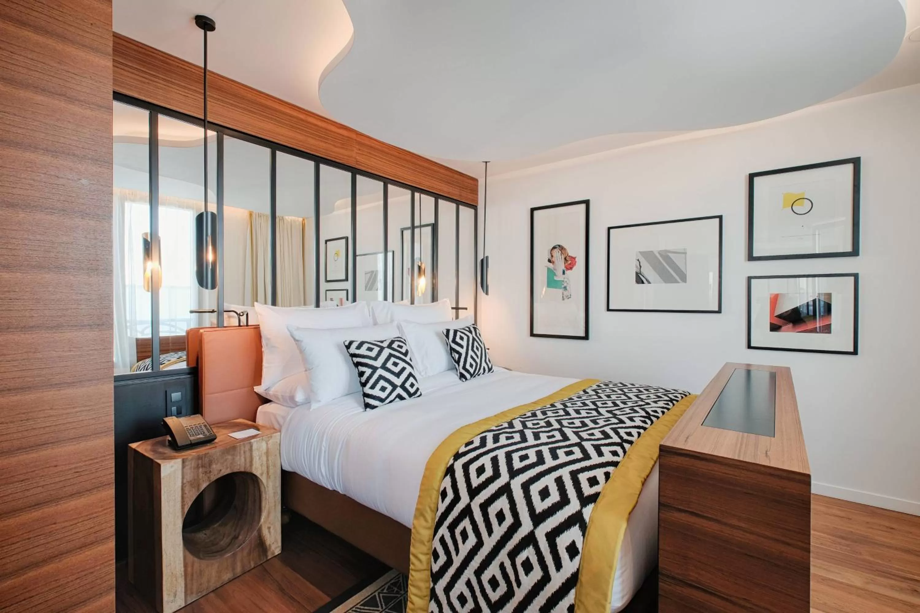 Photo of the whole room, Bed in Renaissance Paris Republique Hotel & Spa