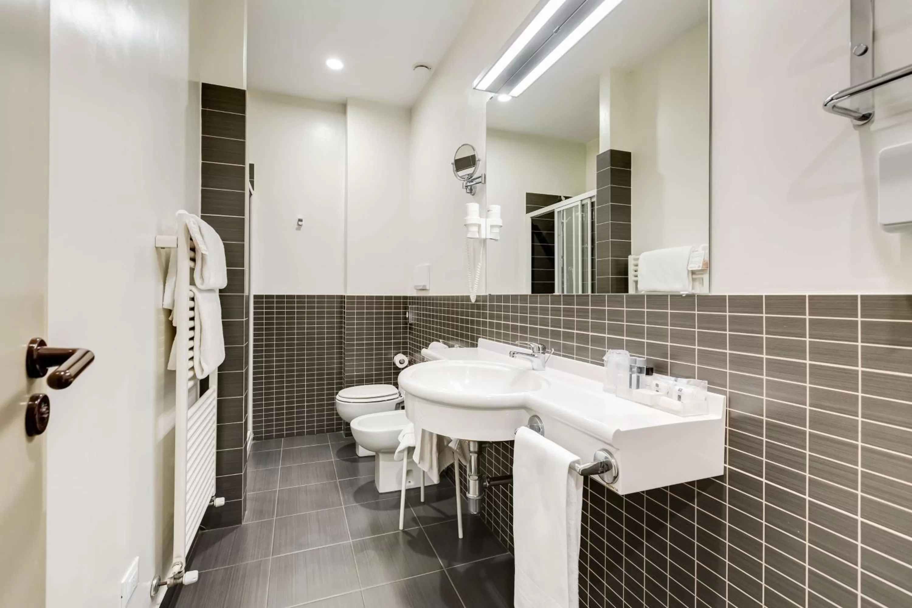 Bathroom in Villa Maria Hotel & SPA