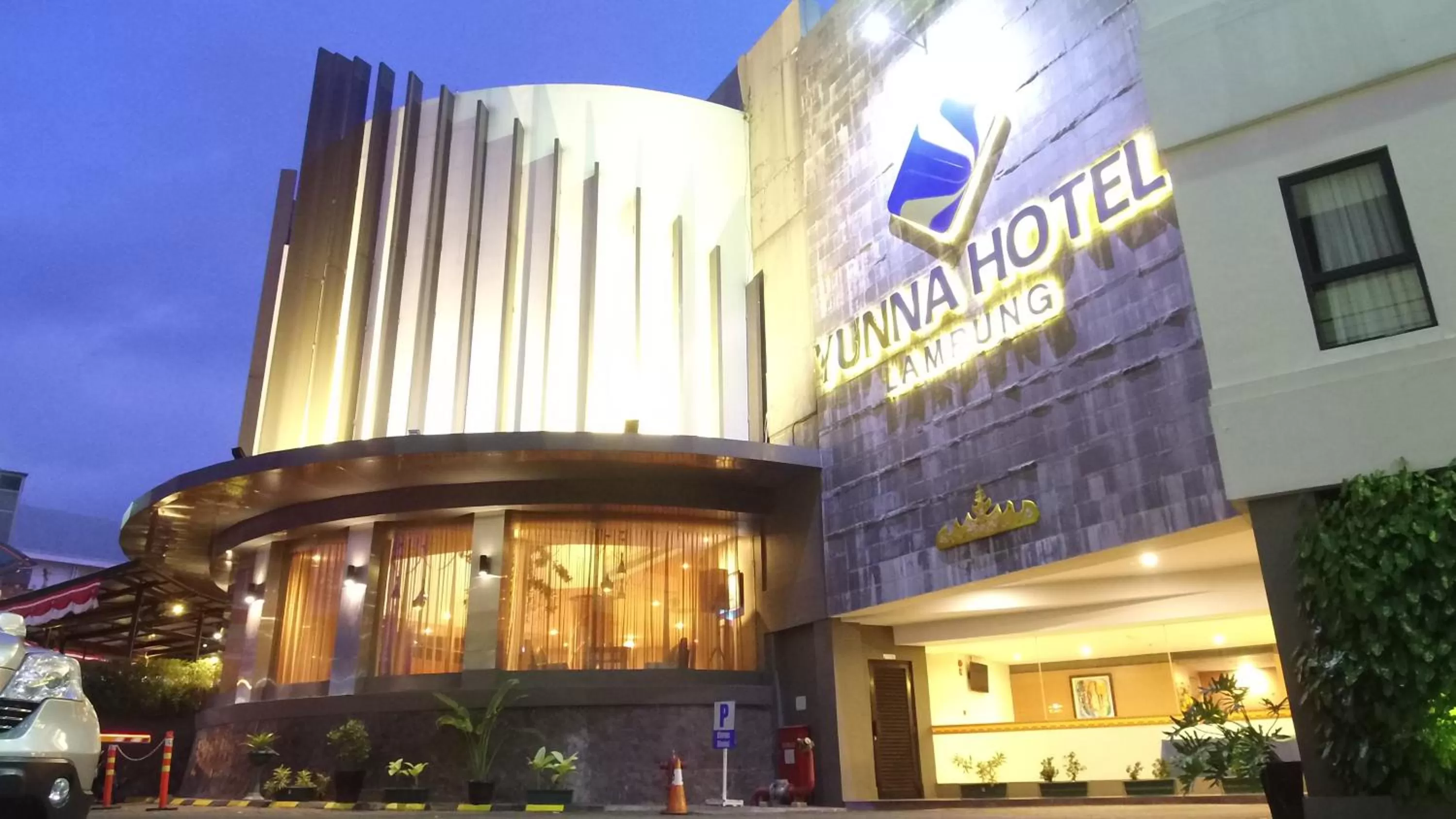Property building in Yunna Hotel Lampung
