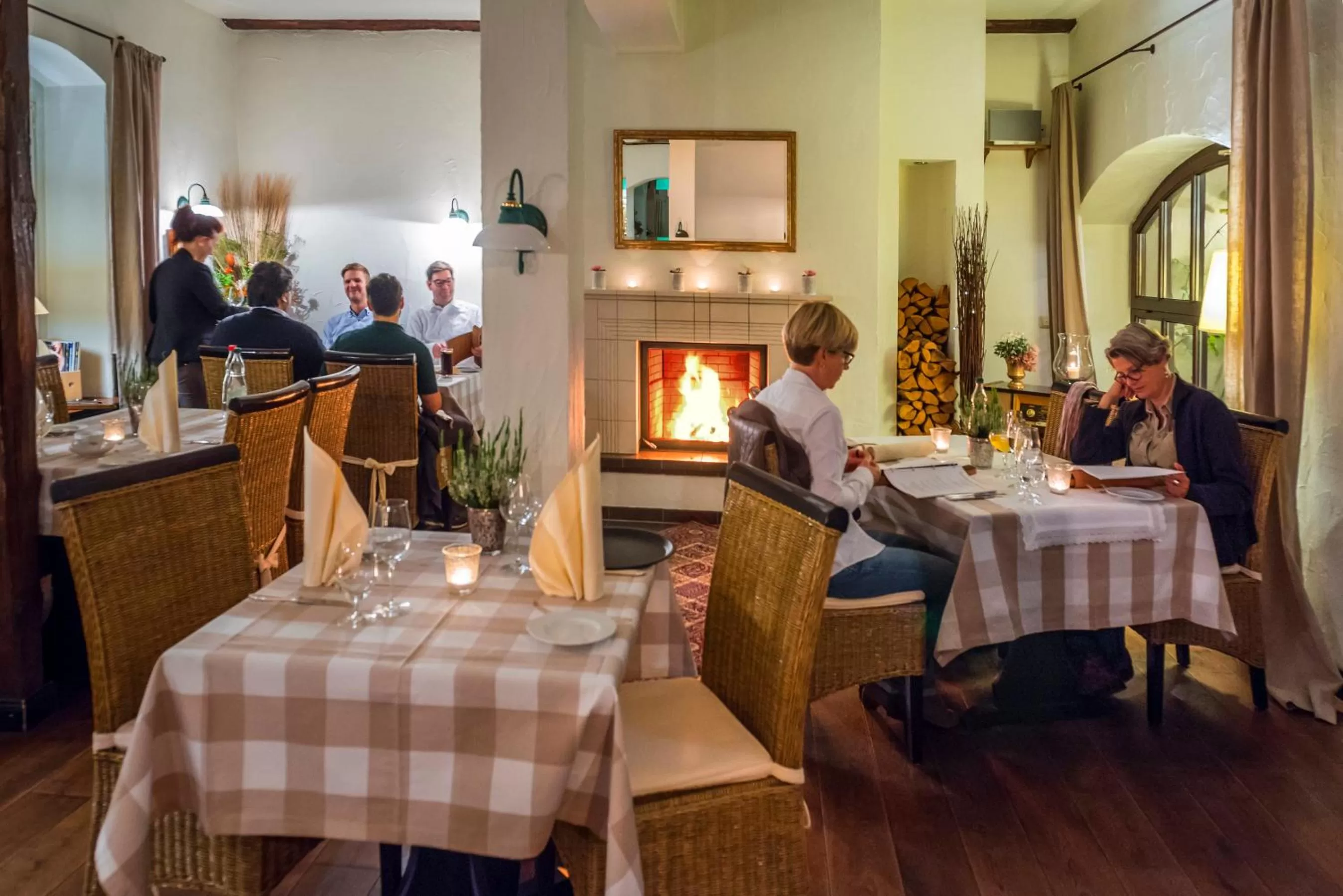 Restaurant/places to eat in Hotel Wellness Goldenes Fass Meißen