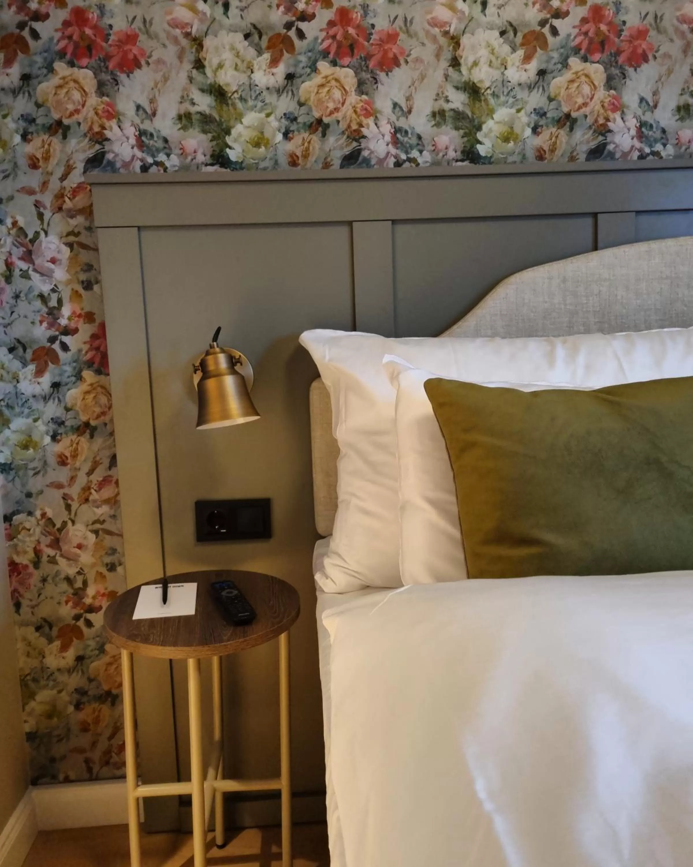 Decorative detail, Bed in Home Hotel Gabelshus