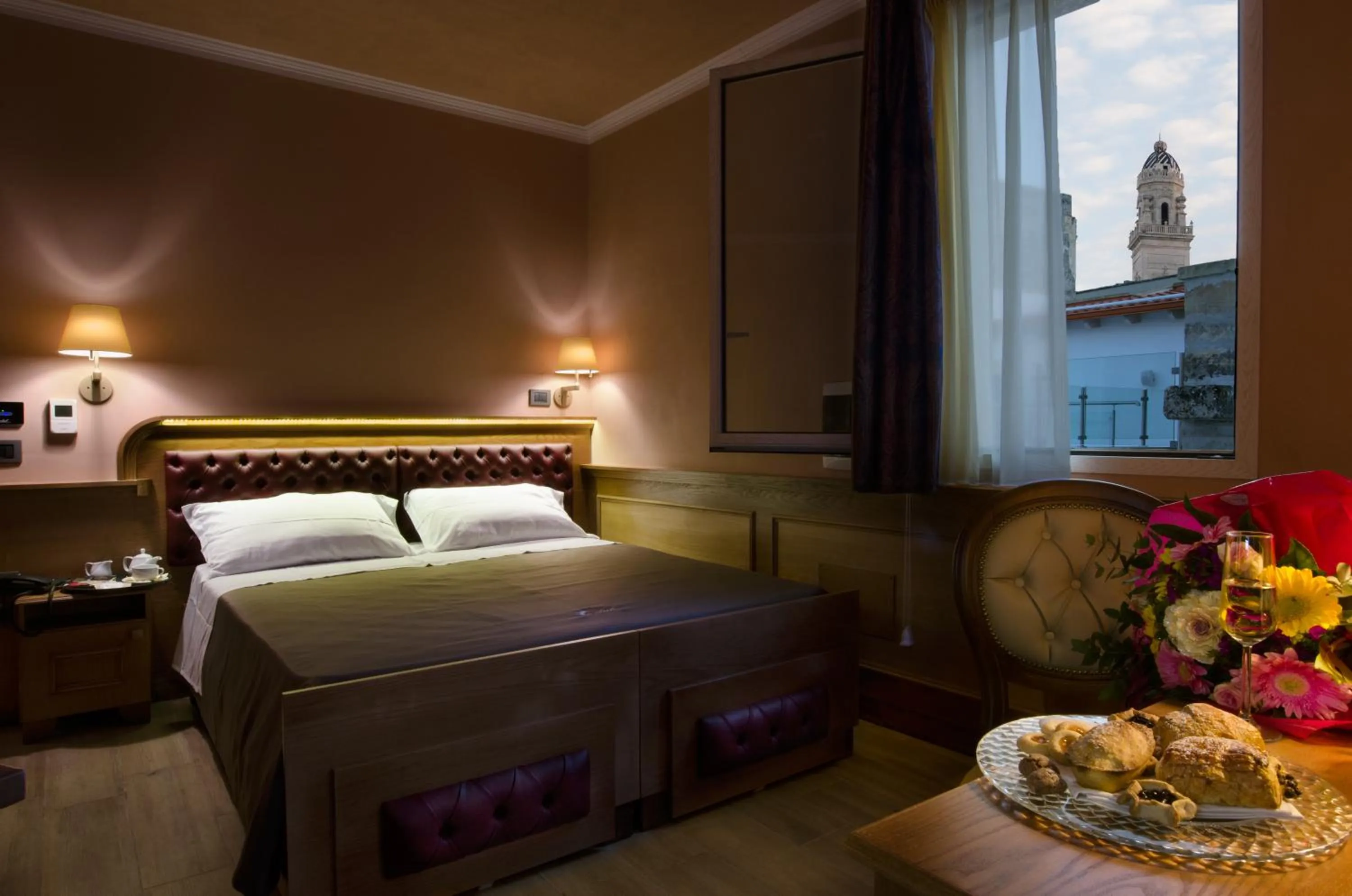 Photo of the whole room, Bed in Le Club Boutique Hotel