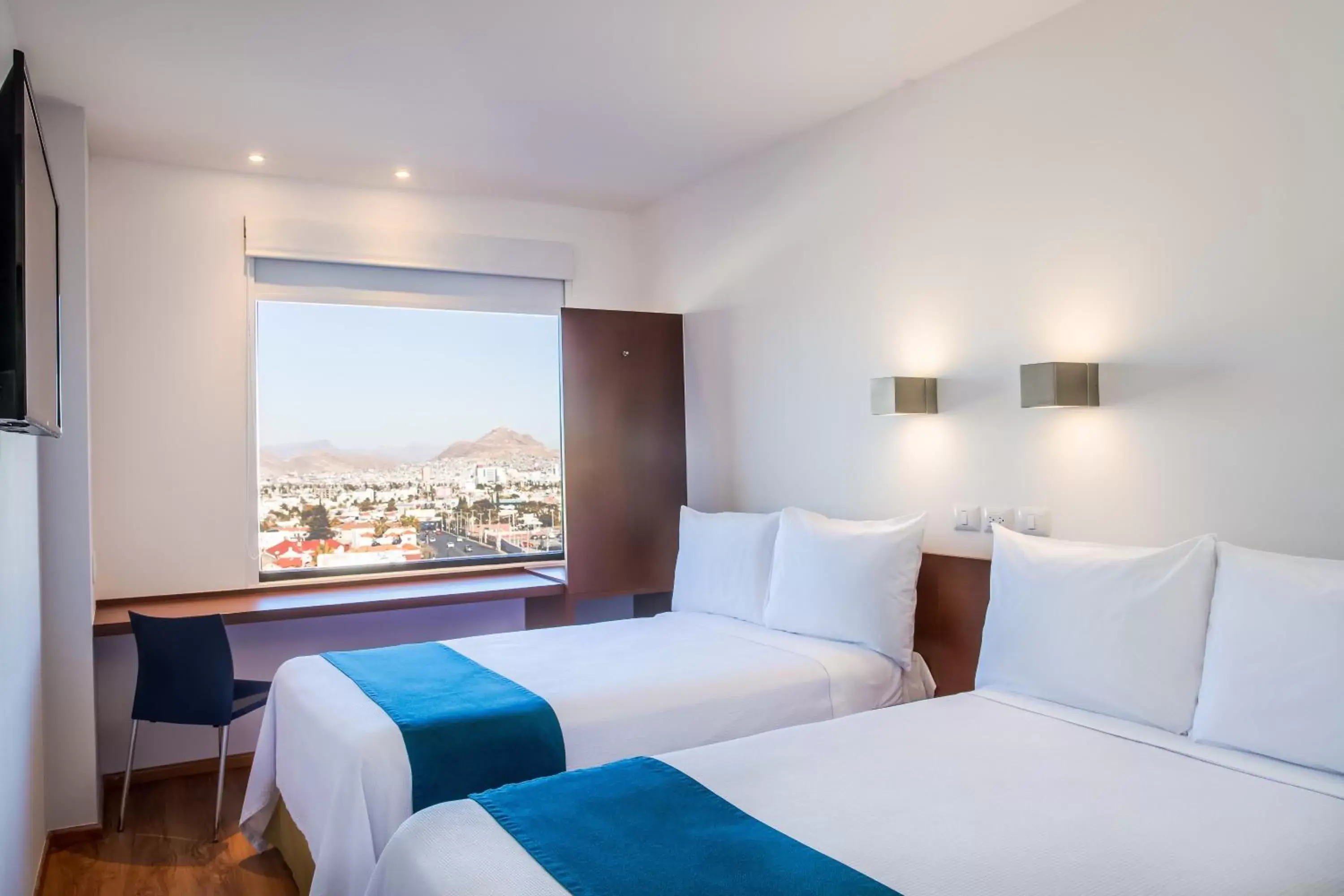 Superior Double or Twin Room in One Chihuahua Fashion Mall Superior Double or Twin Room in One Chihuahua Fashion Mall