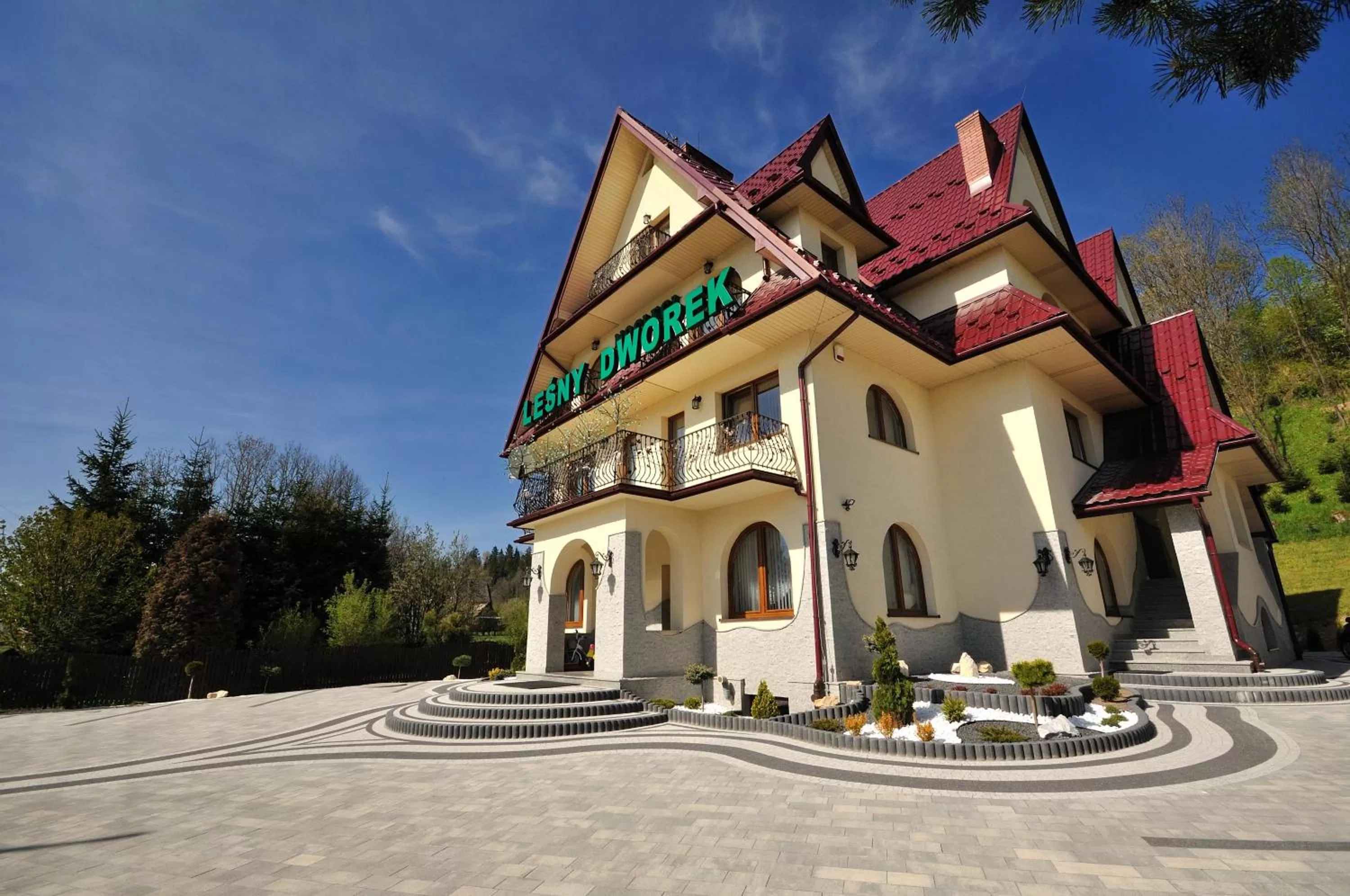 Property building in Leśny Dworek Biały Dunajec
