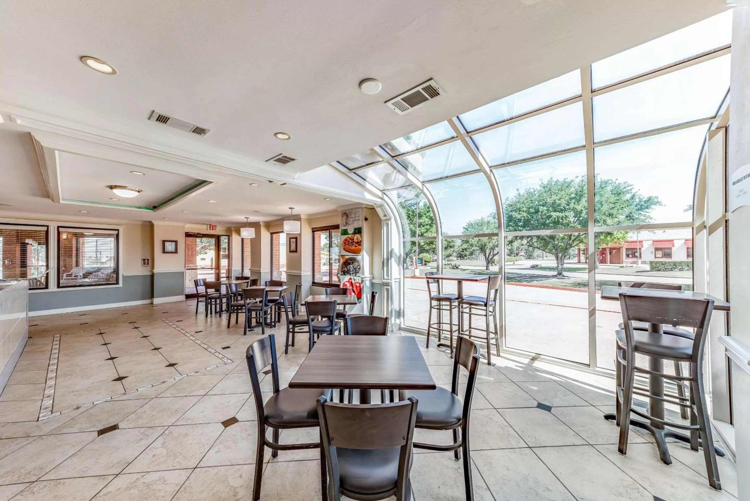 Restaurant/places to eat in Quality Inn Allen - Plano East