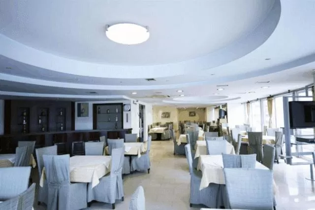 Lounge or bar in Orpheus Hotel
