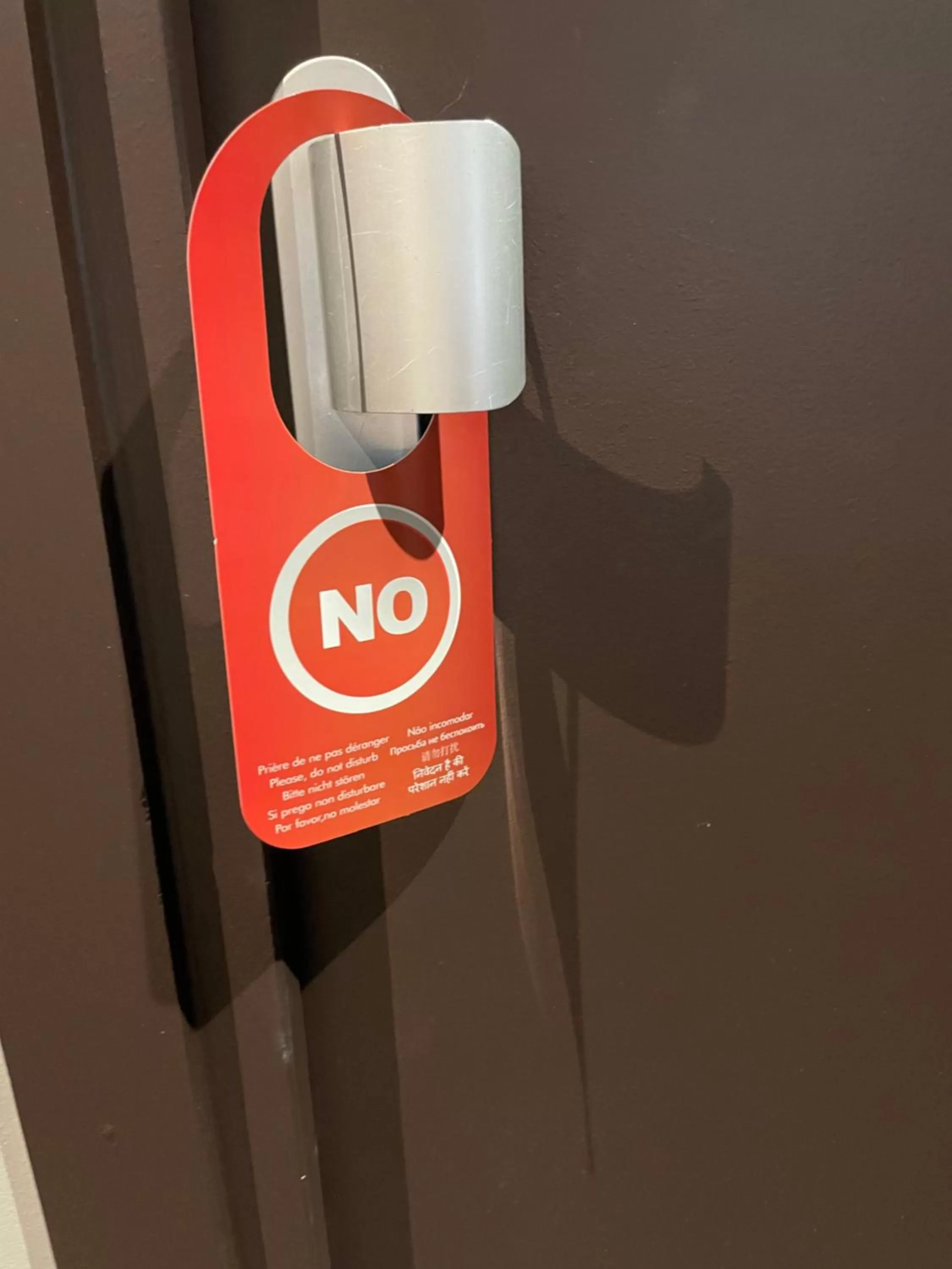 room service in Hotel Corona -Rodier-