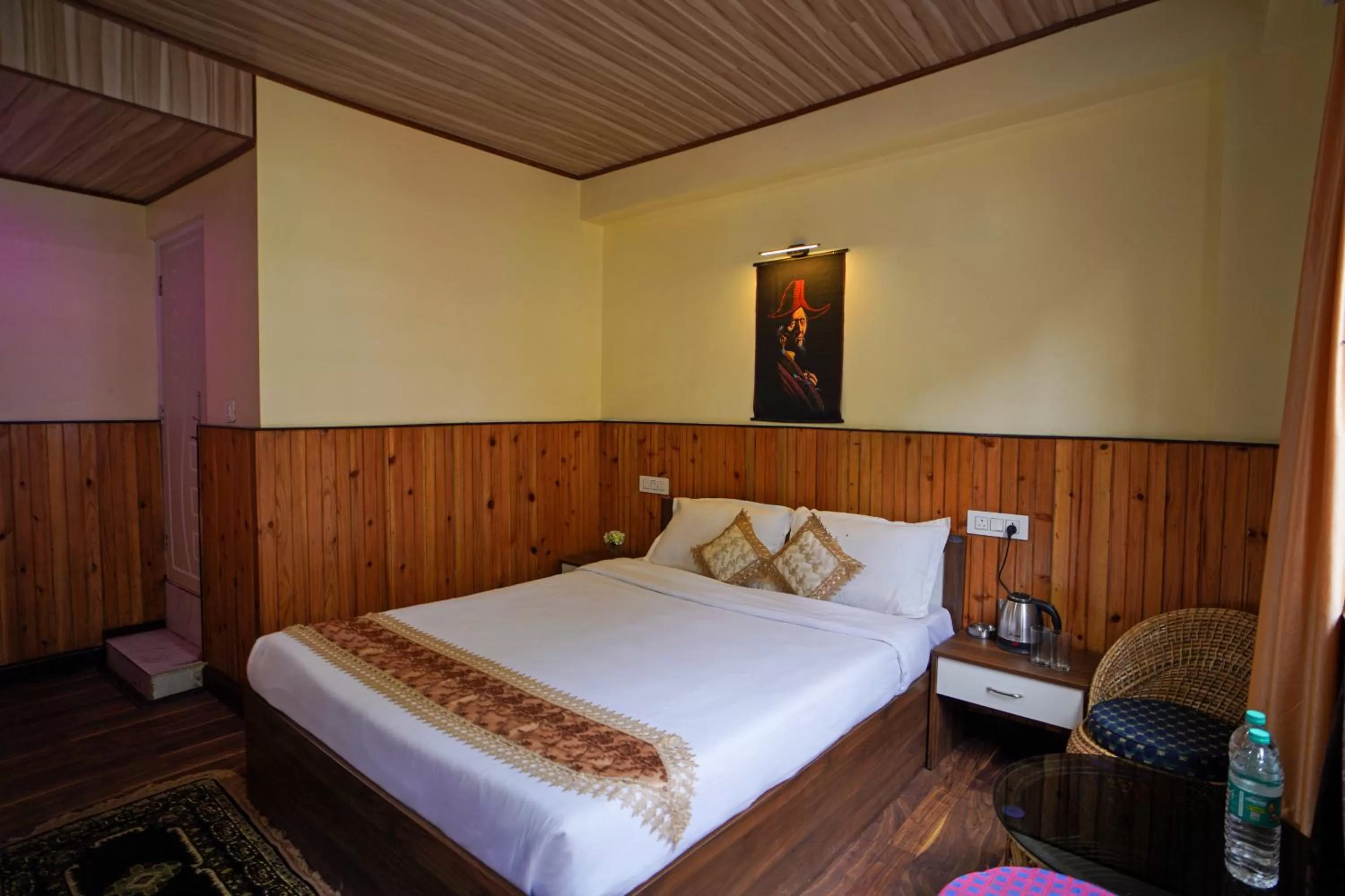 Property building, Bed in Hotel Hill Queen near Sherpa Gumba Darjeeling Mall 5 Min Couple Friendly