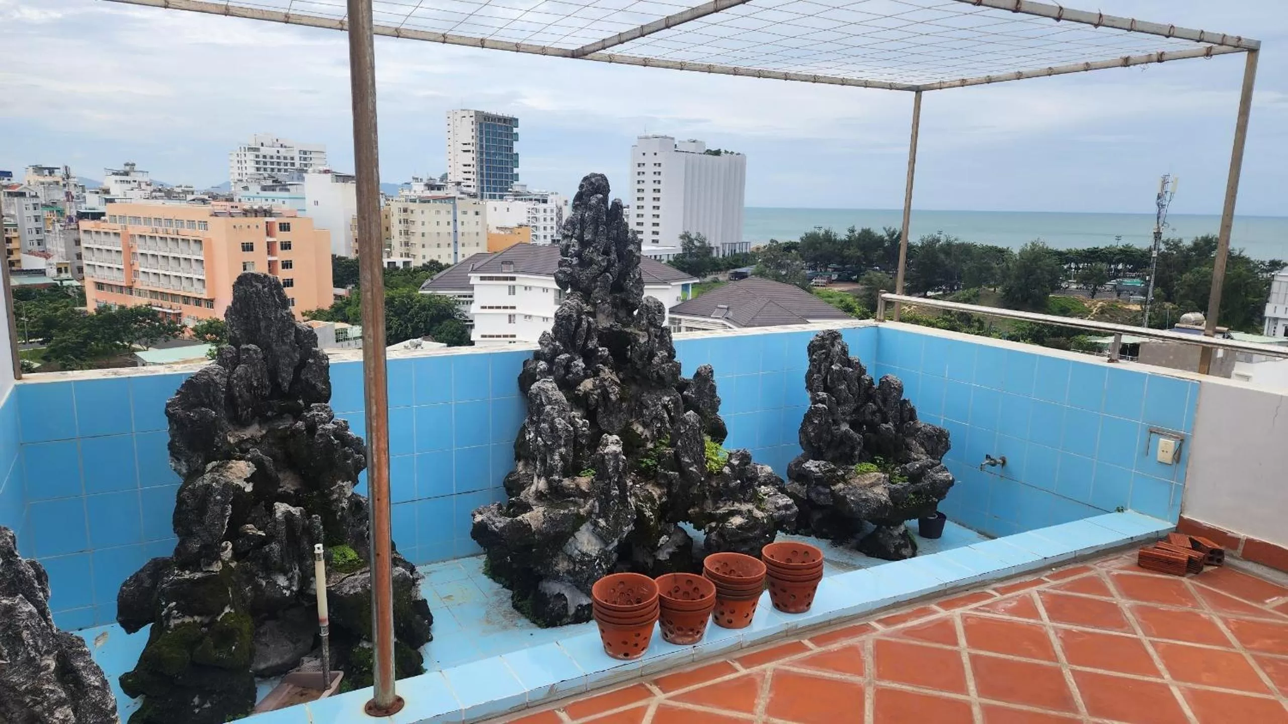 Property building in CAROLINE SEA HOTEL