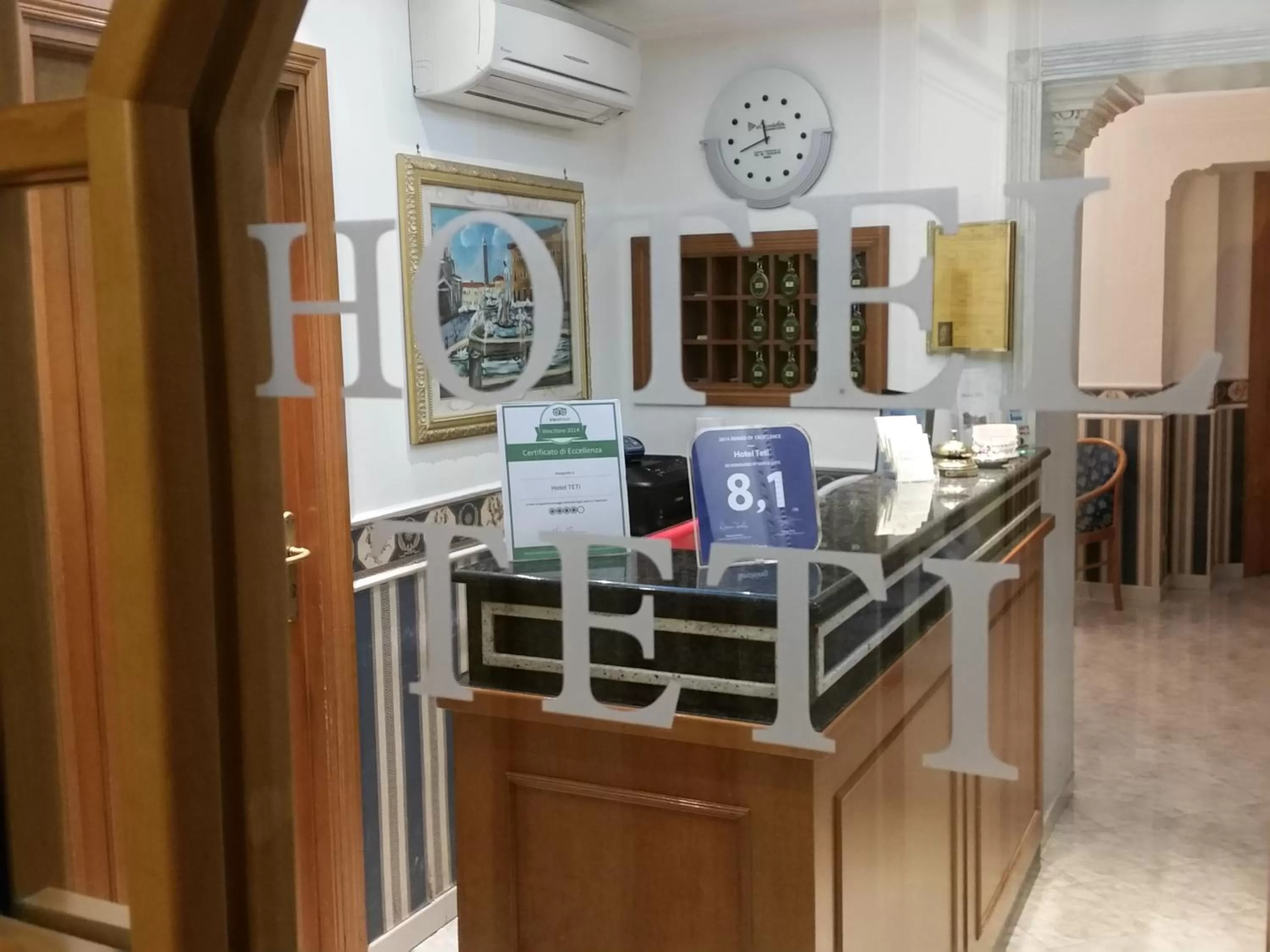 Decorative detail in Hotel Teti